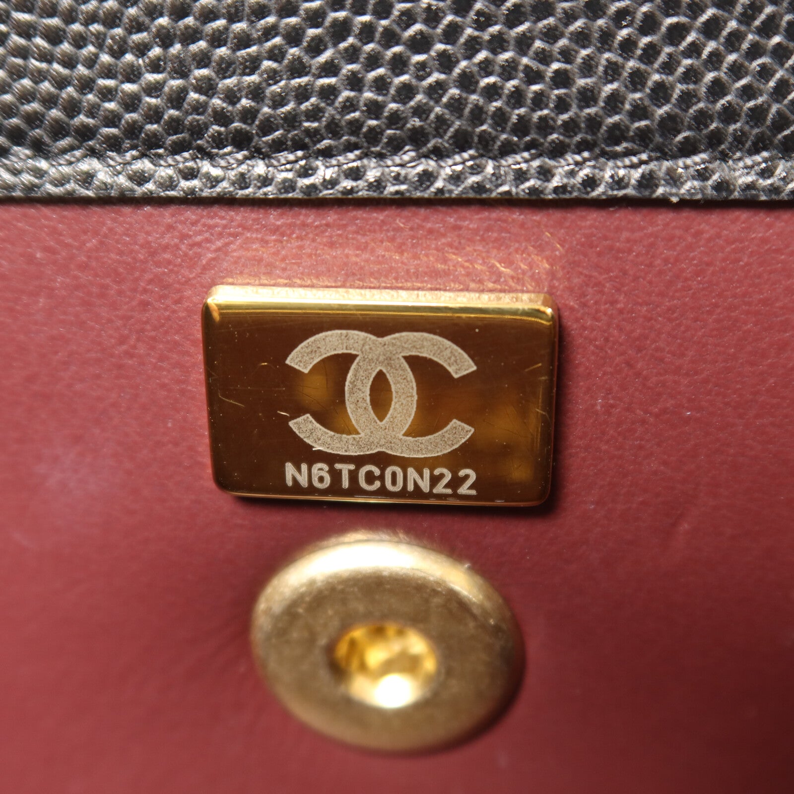CHANEL 牛皮皮革Small Flap Bag金扣鏈帶肩背袋