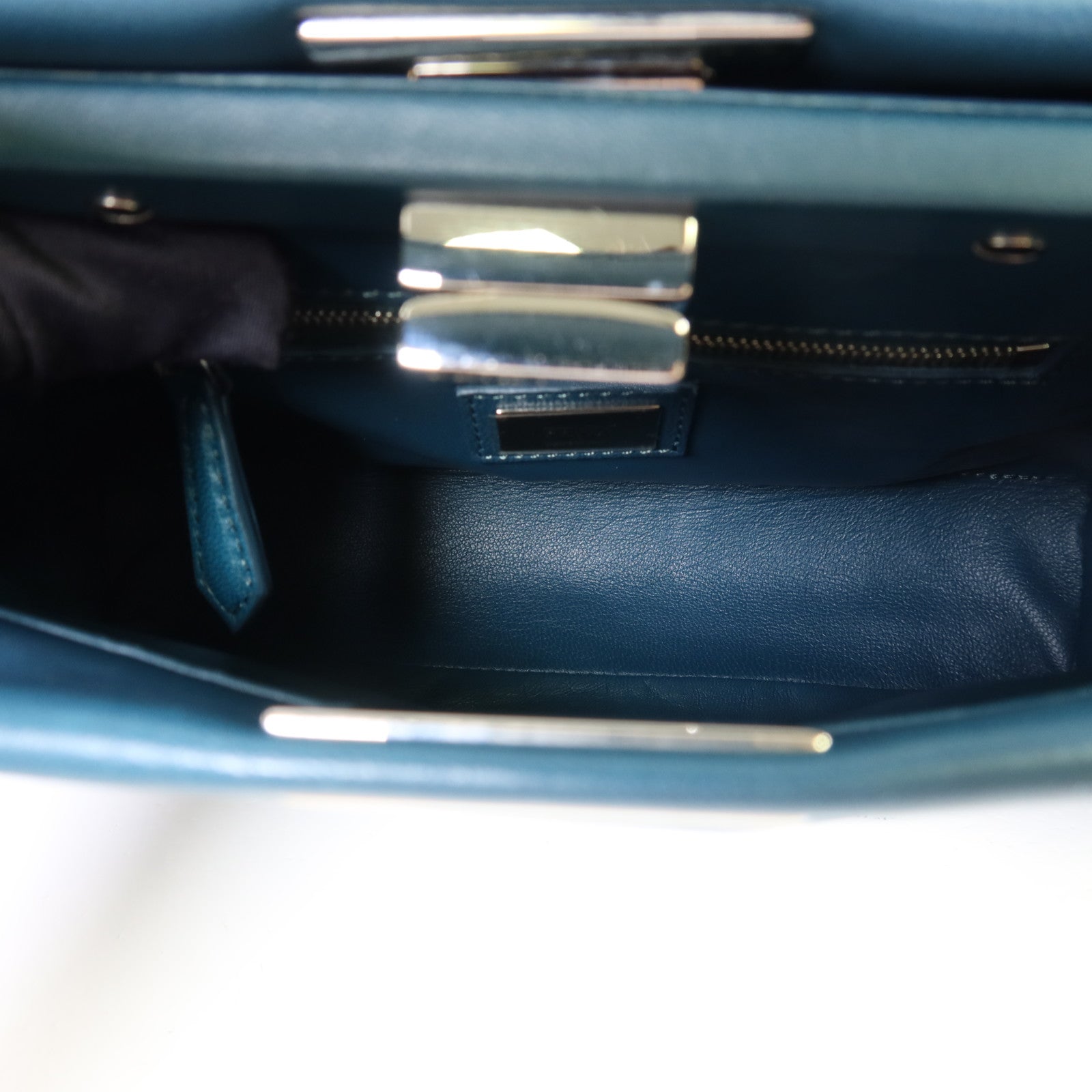 FENDI 羊皮皮革Peekaboo Wave銀扣手挽肩背兩用袋