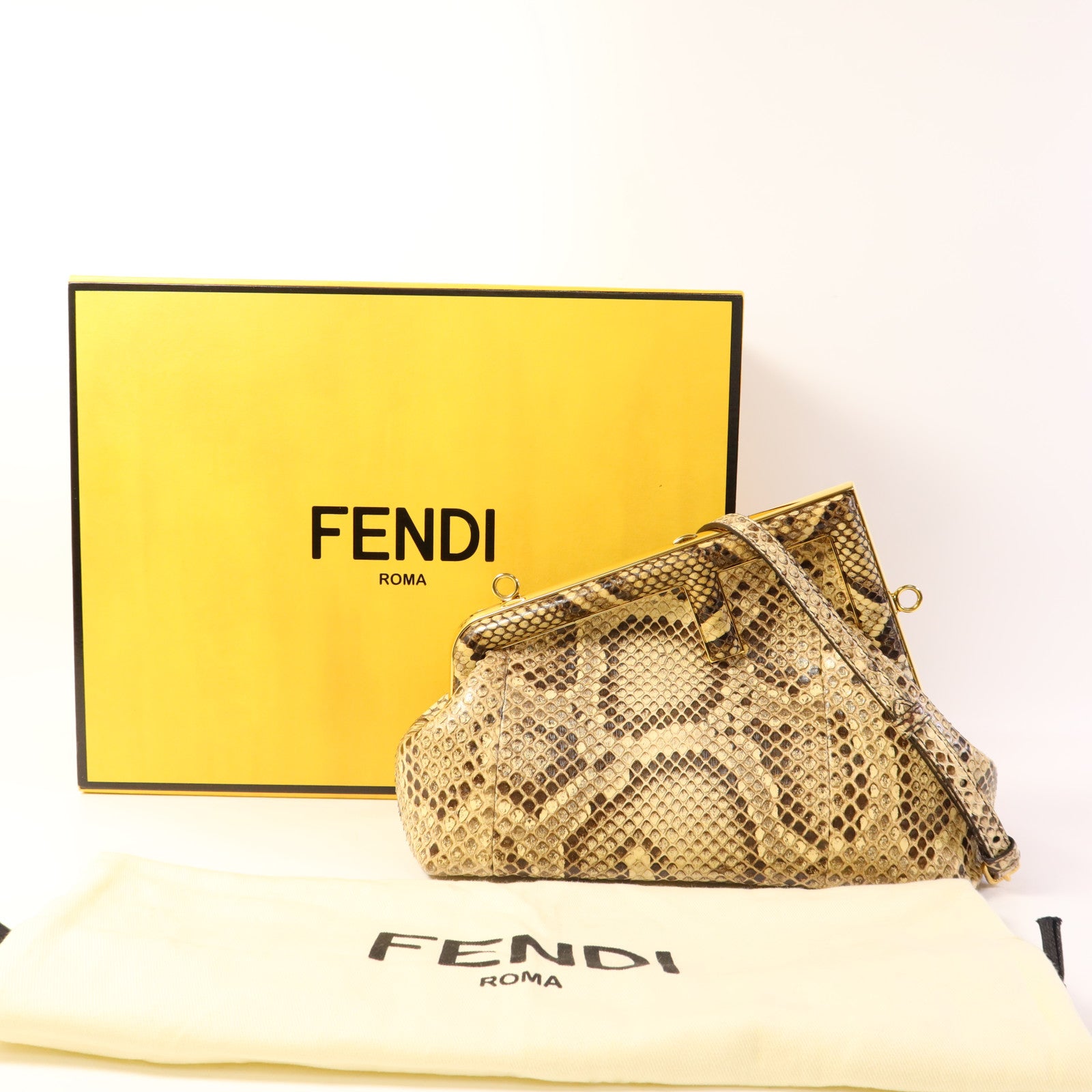 FENDI 蛇皮皮革First Bag金扣肩背袋