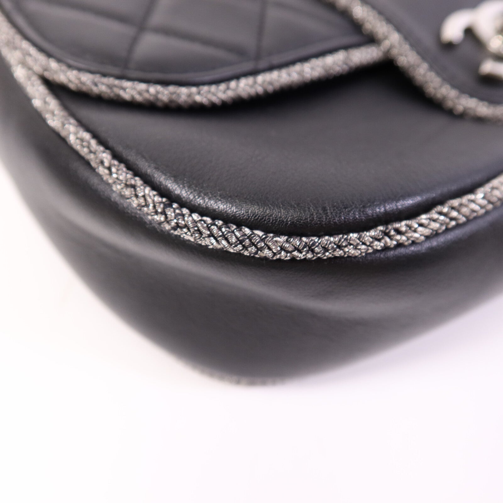 CHANEL 牛皮皮革Chain Shoulder Bag銀扣鏈帶肩背袋