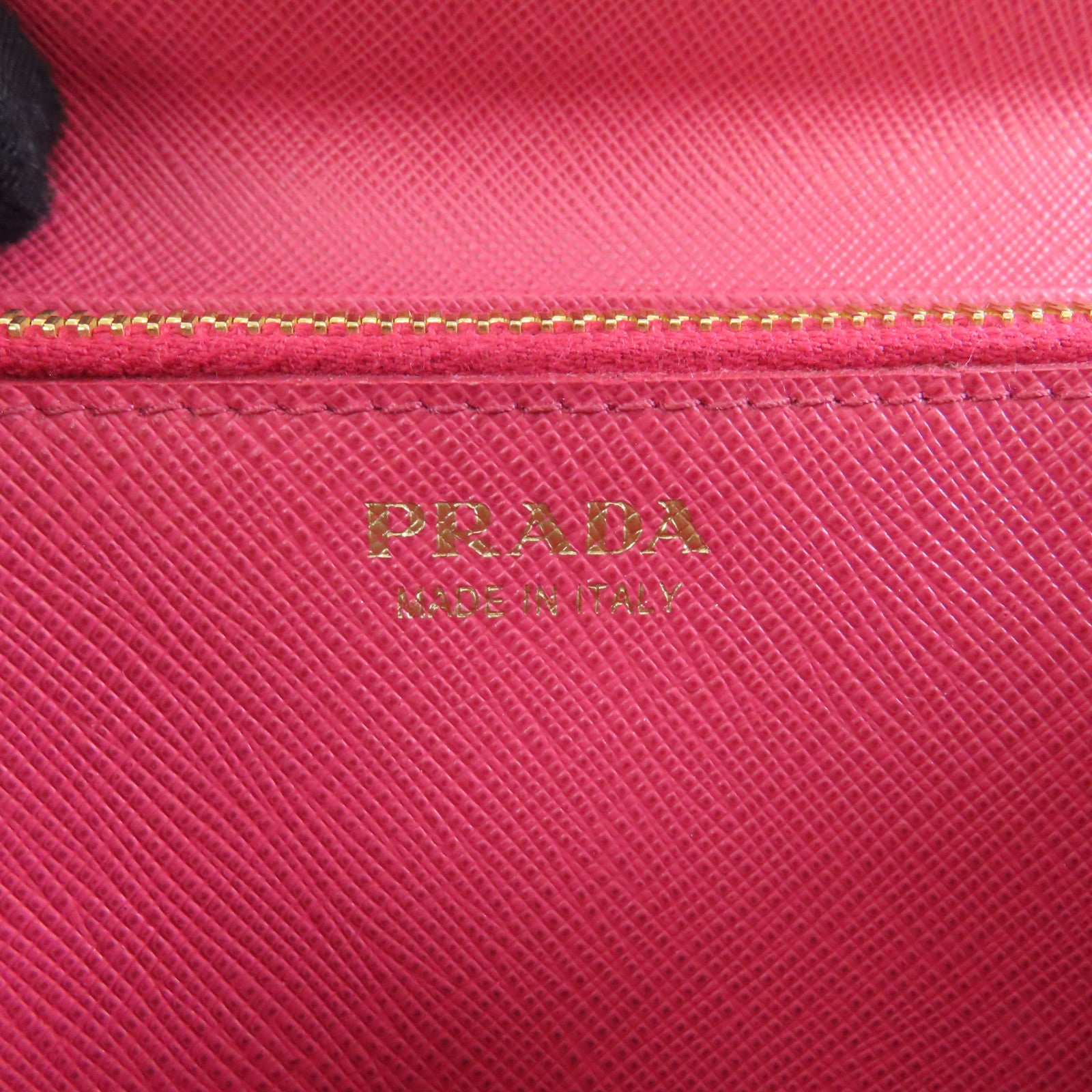 PRADA Saffiano皮革Long Wallet金扣長錢包粉紅色