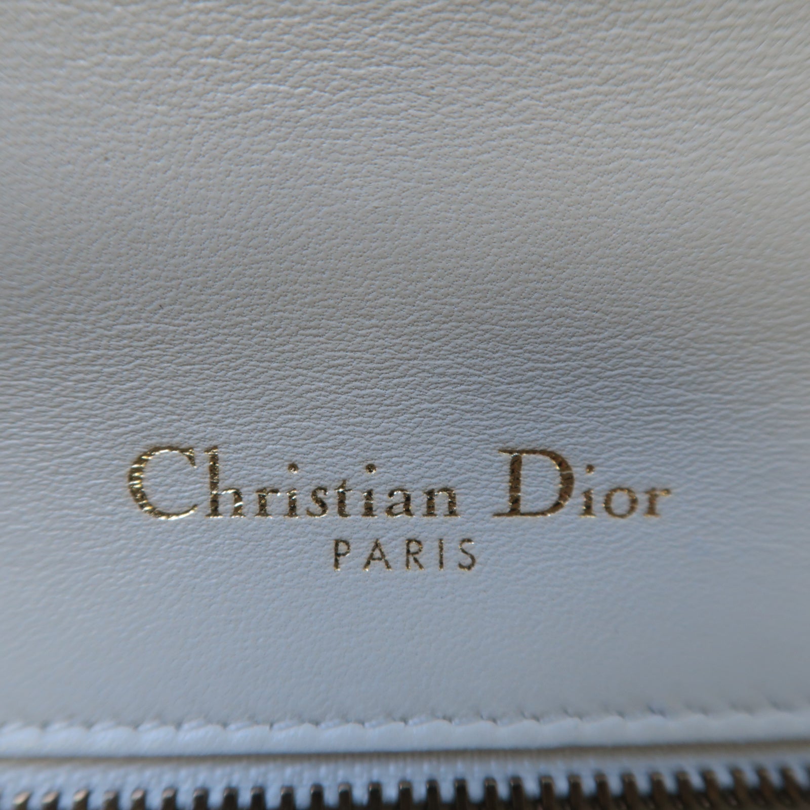 Dior **【激減優惠】羊皮皮革Diorama金扣鏈帶肩背袋白色