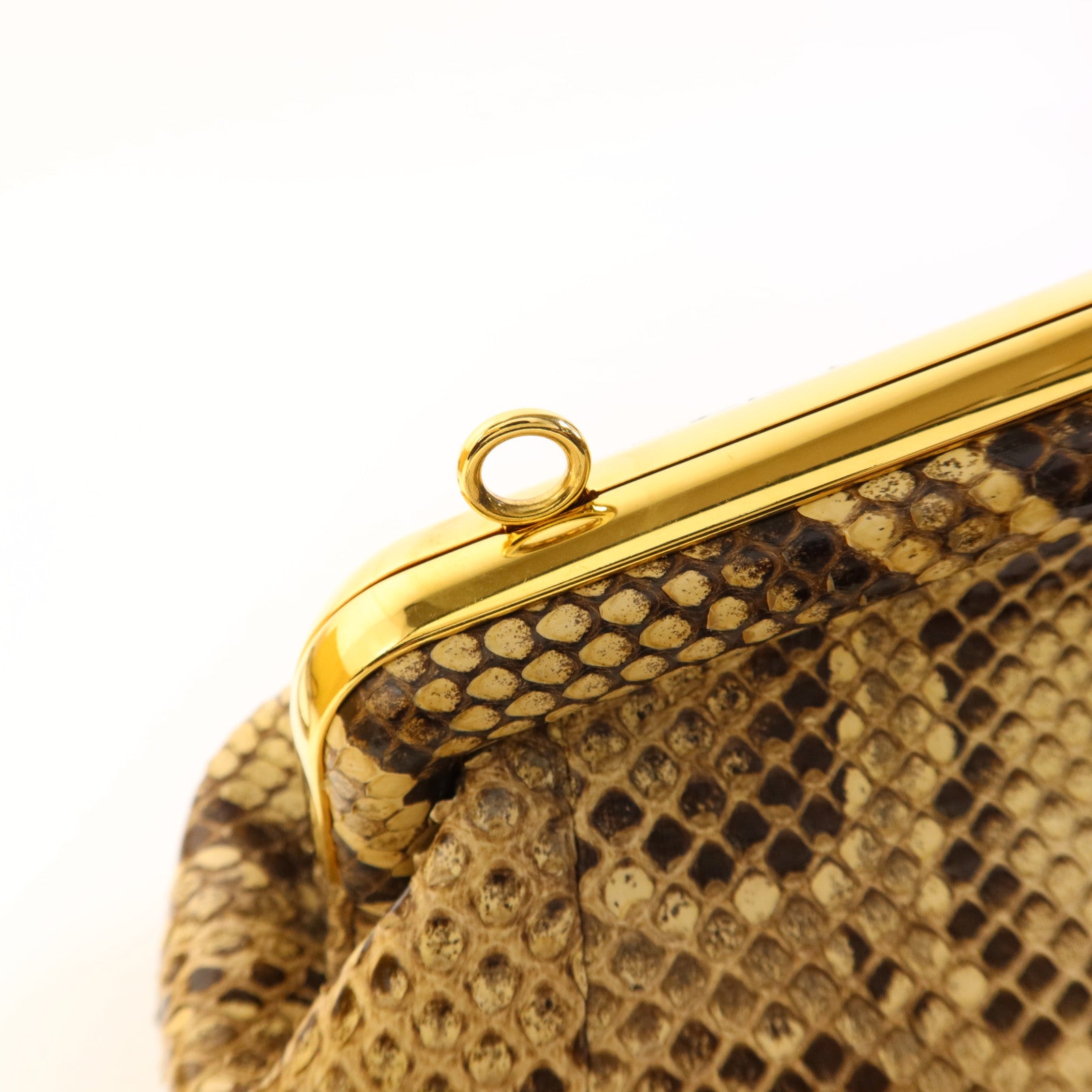 FENDI 蛇皮皮革First Bag金扣肩背袋