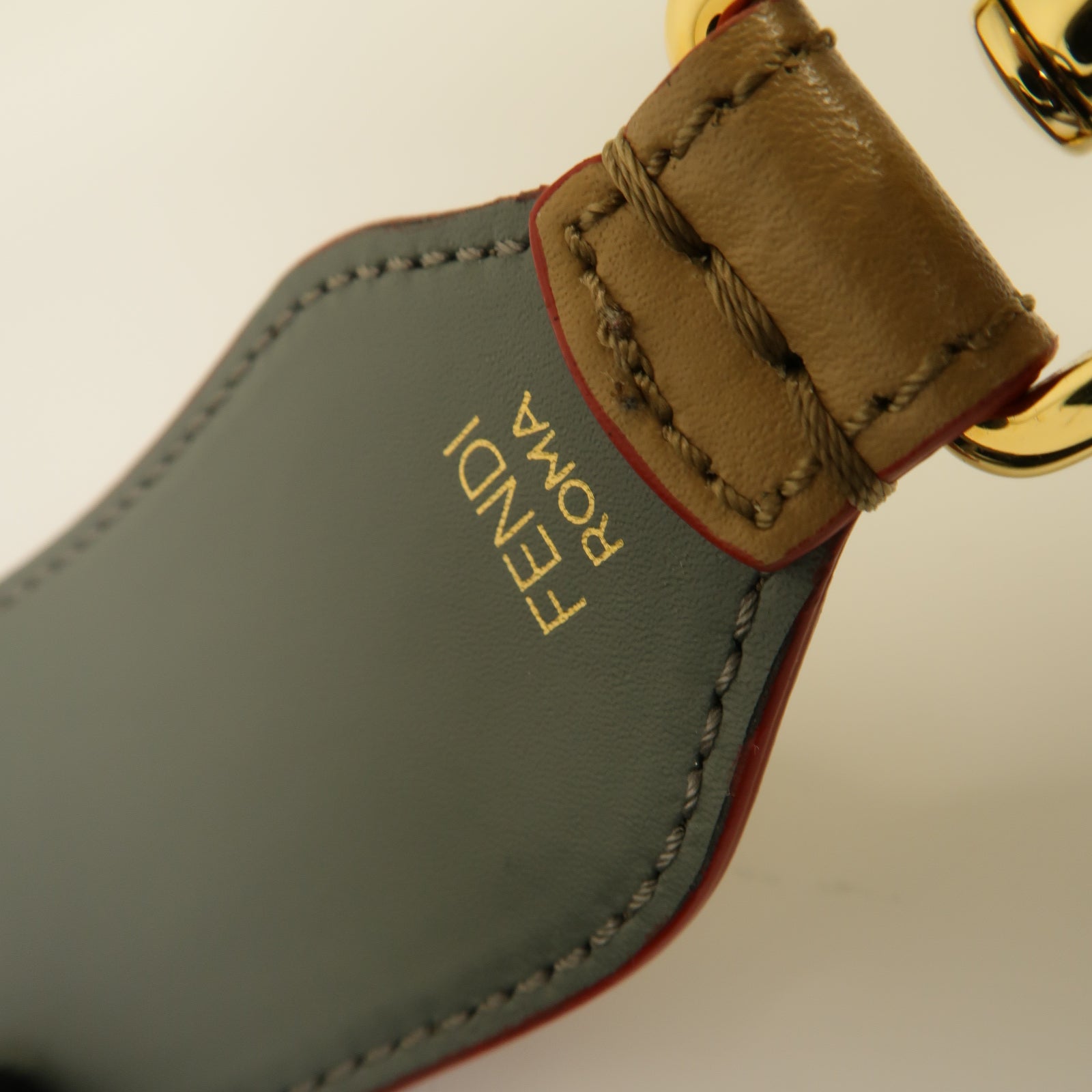 FENDI 牛皮皮革Shoulder Strap金扣肩背帶杏色/彩色