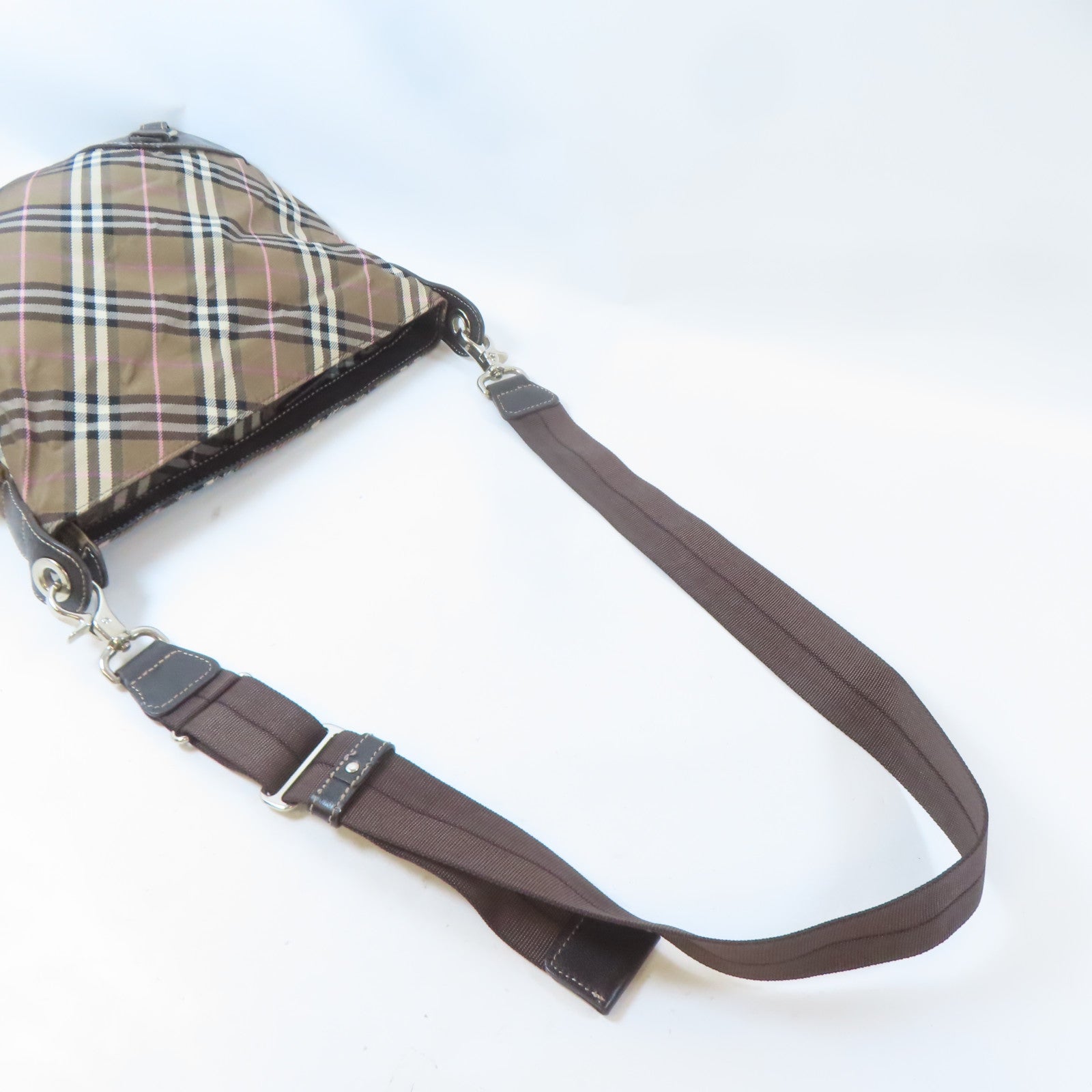 BURBERRY BLUE LABEL 尼龍Shoulder Bag銀扣肩背袋啡色