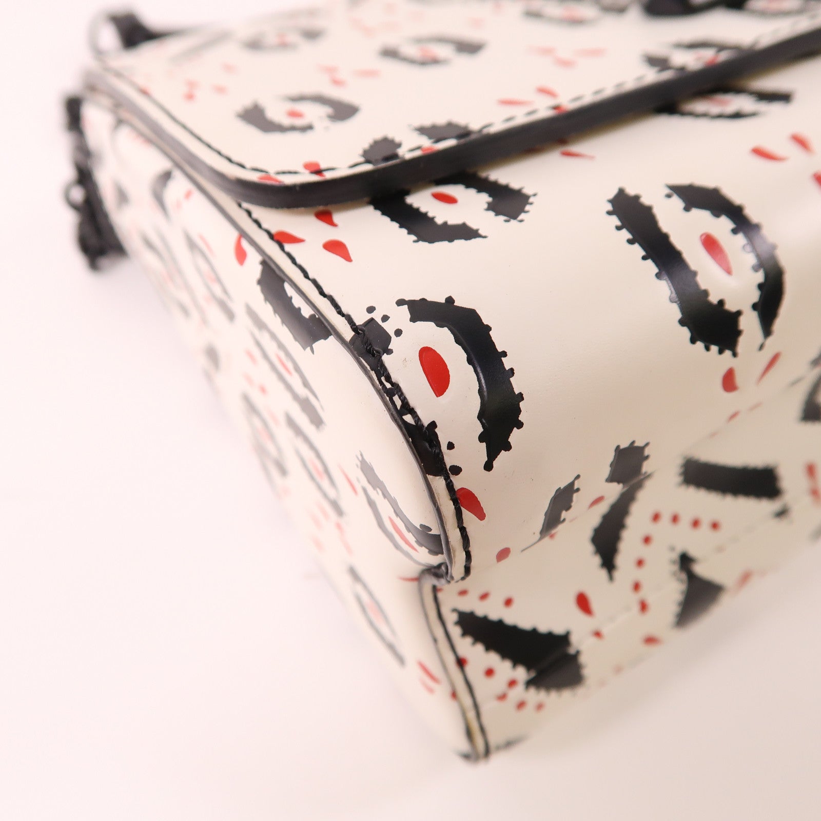LOUIS VUITTON 牛皮皮革Graphic Print Twist MM手挽肩背兩用袋