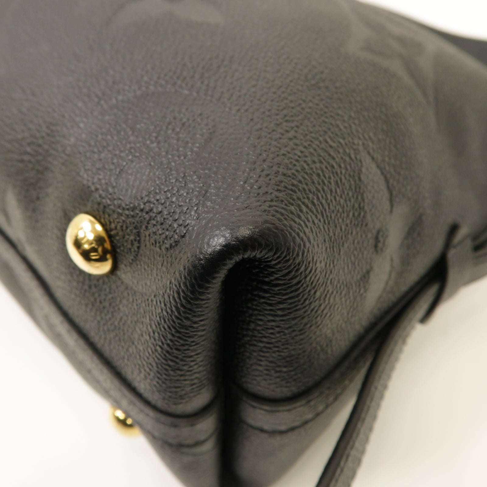 LOUIS VUITTON Monogram Empreinte CarryAll PM金扣肩背袋黑色
