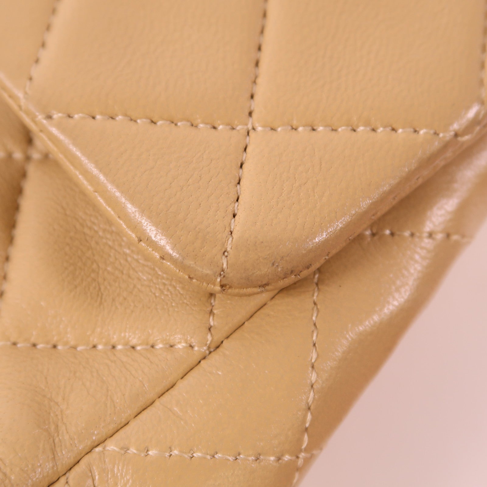 CHANEL 牛皮皮革Chain Shoulder金扣鏈帶肩背袋