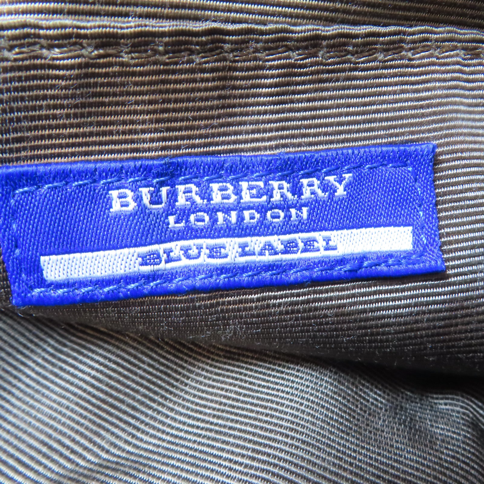 BURBERRY BLUE LABEL 尼龍Shoulder Bag銀扣肩背袋啡色