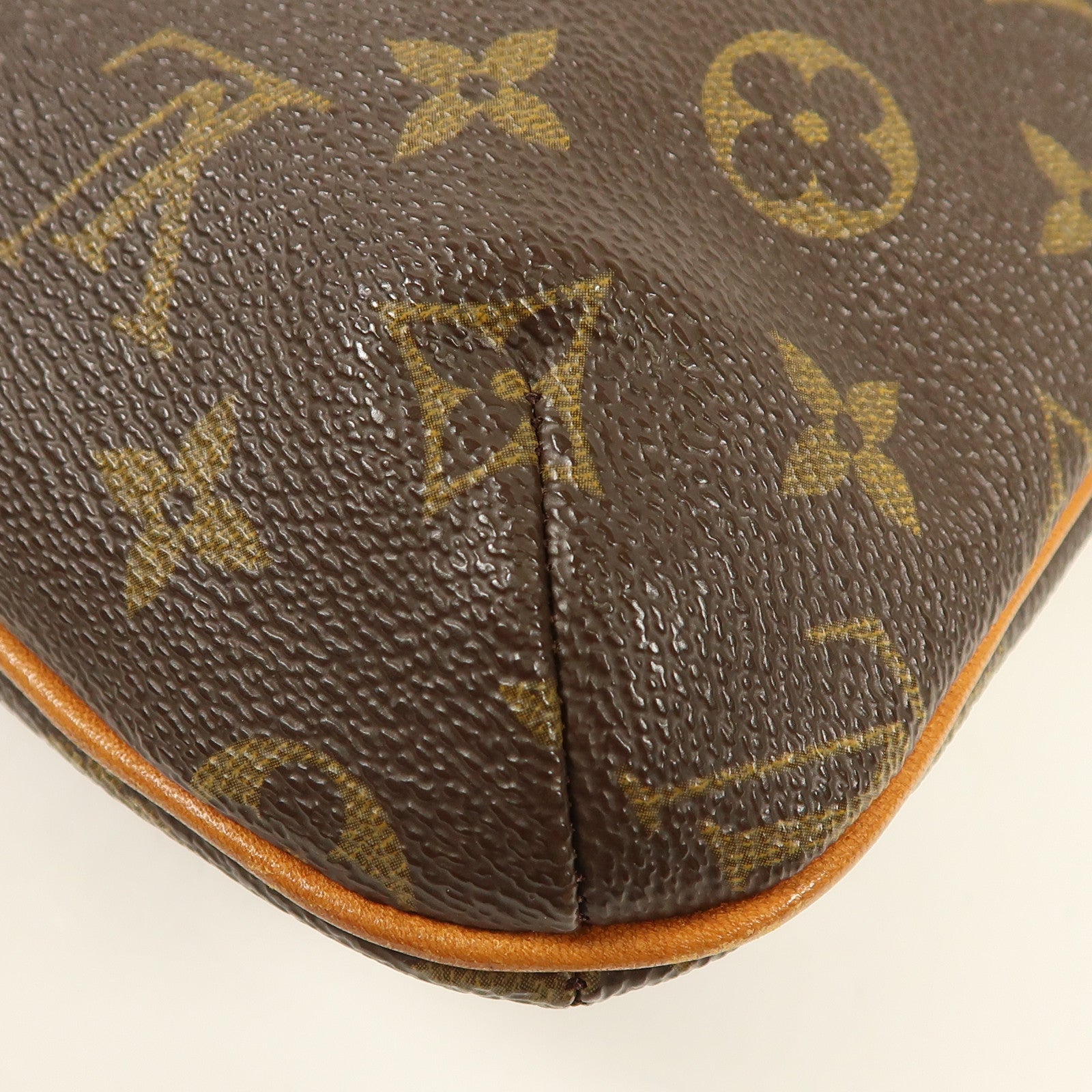 LOUIS VUITTON Monogram Musette Salsa Short金扣肩背袋