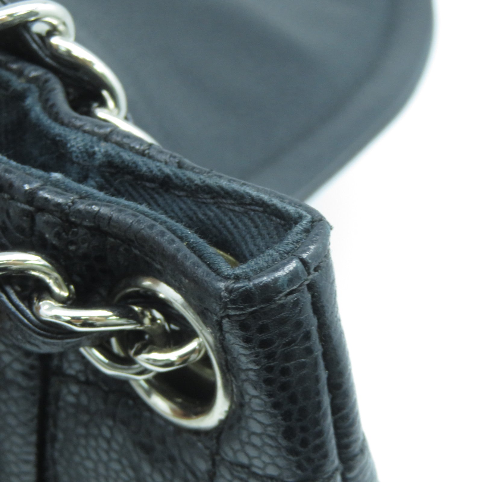 CHANEL Caviar皮革Chain Shoulder Bag銀扣鏈帶肩背袋黑色