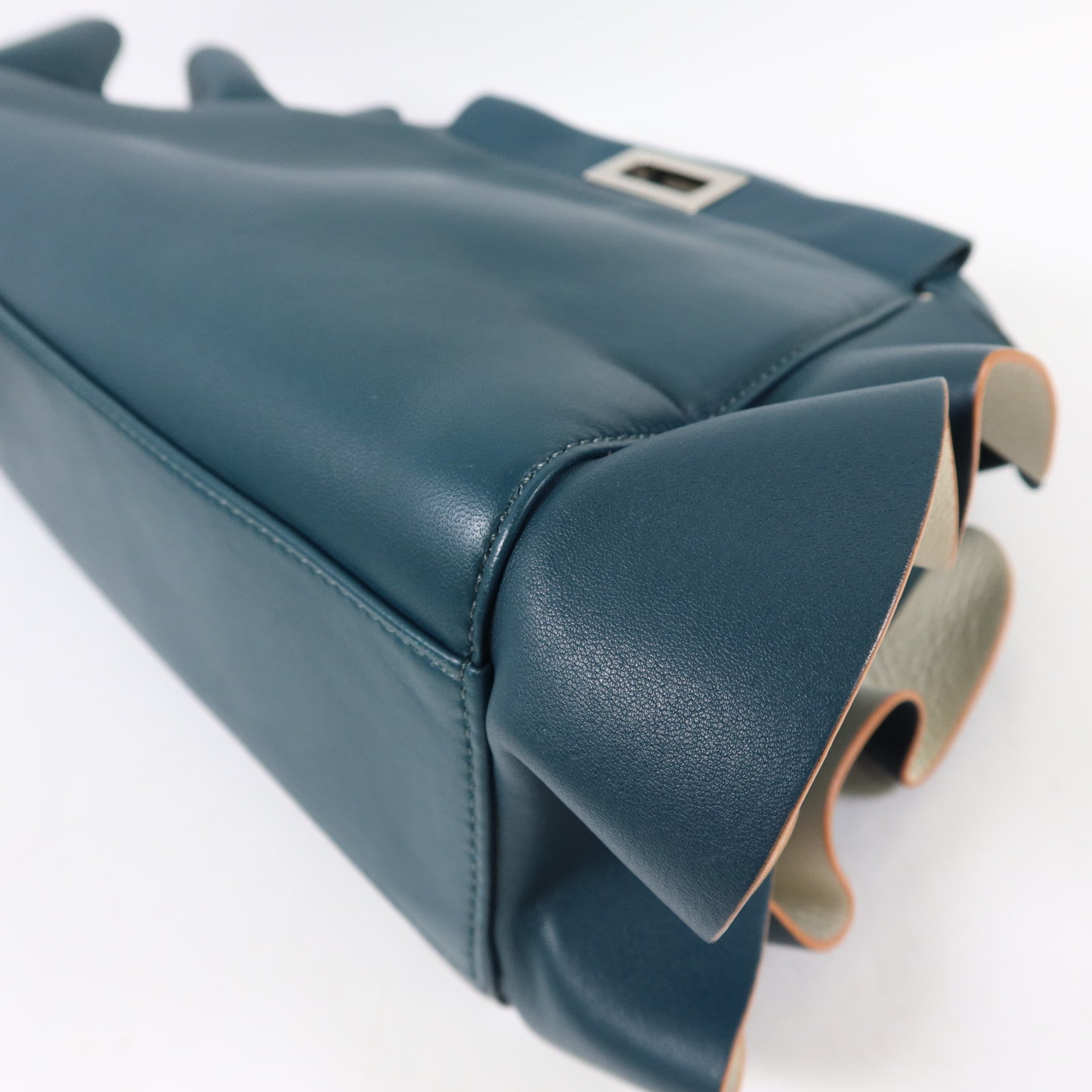 FENDI 羊皮皮革Peekaboo Wave銀扣手挽肩背兩用袋