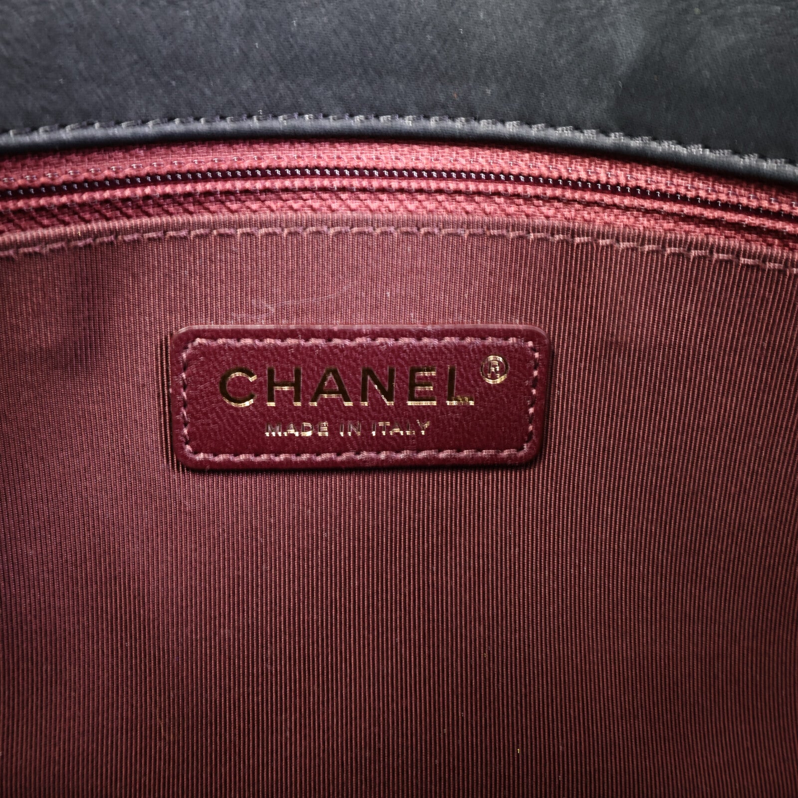 CHANEL 牛皮皮革Chain Shoulder Bag鏈帶肩背袋