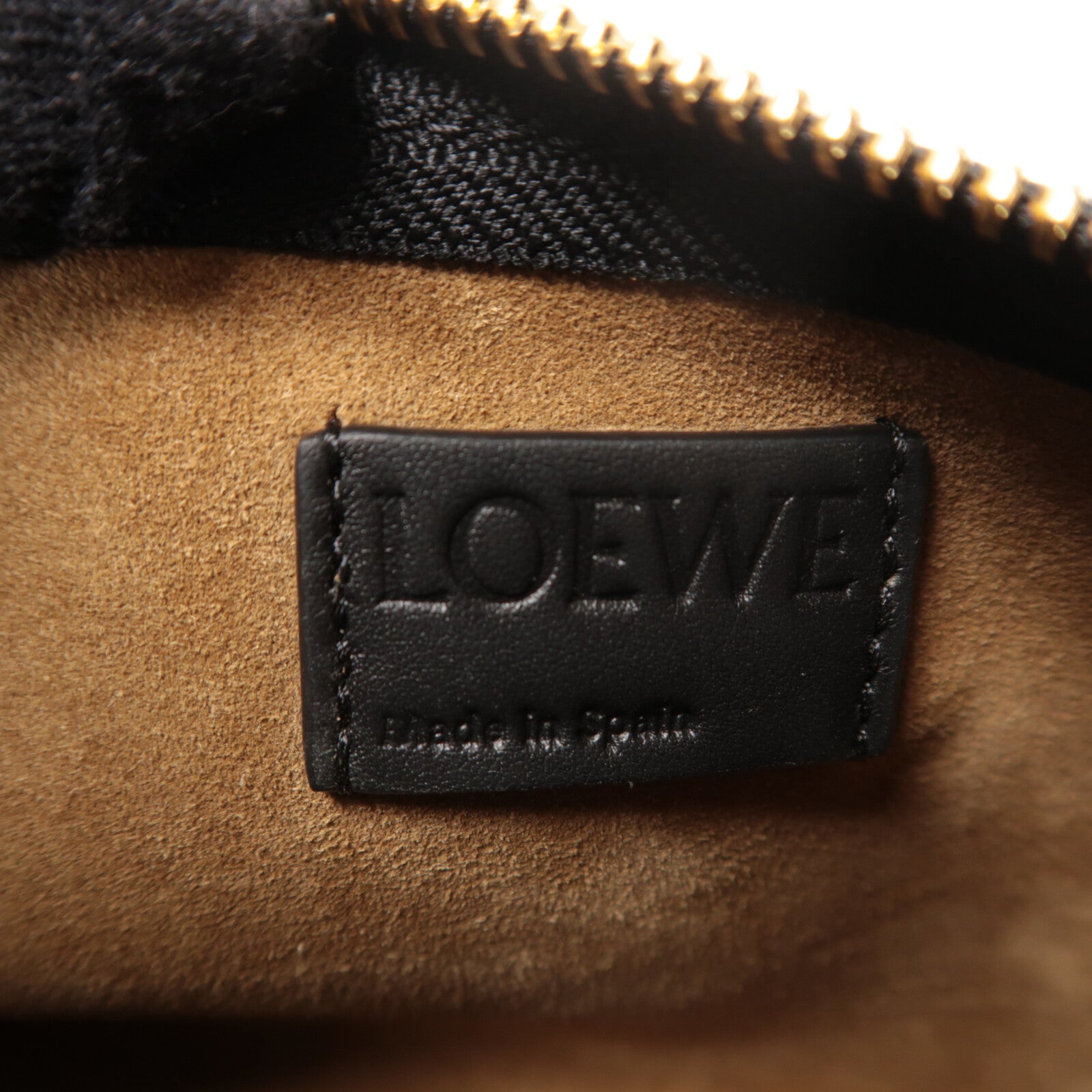 LOEWE 牛皮皮革Joya Pouch肩背袋