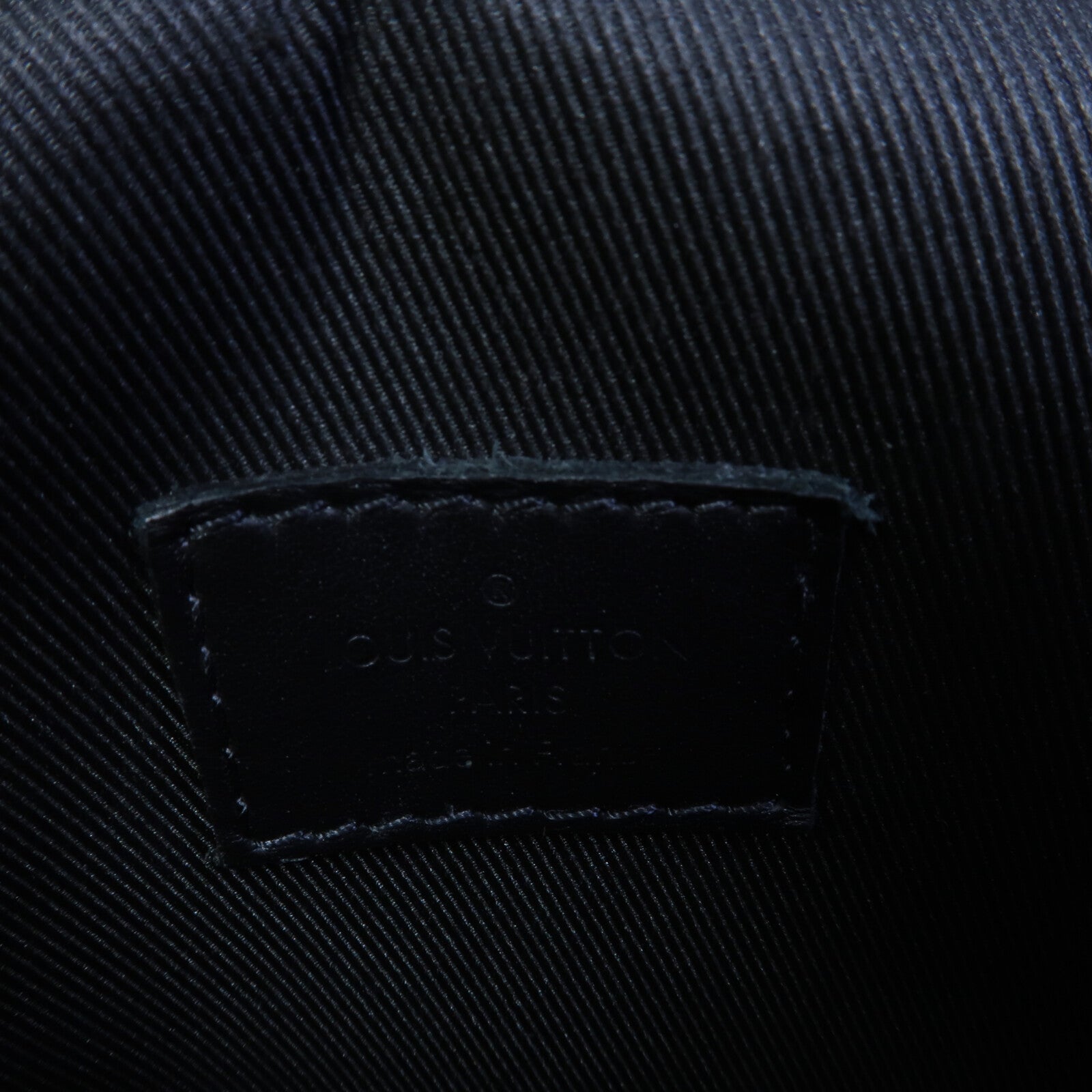 LOUIS VUITTON Monogram S-Lock Vertical肩背袋