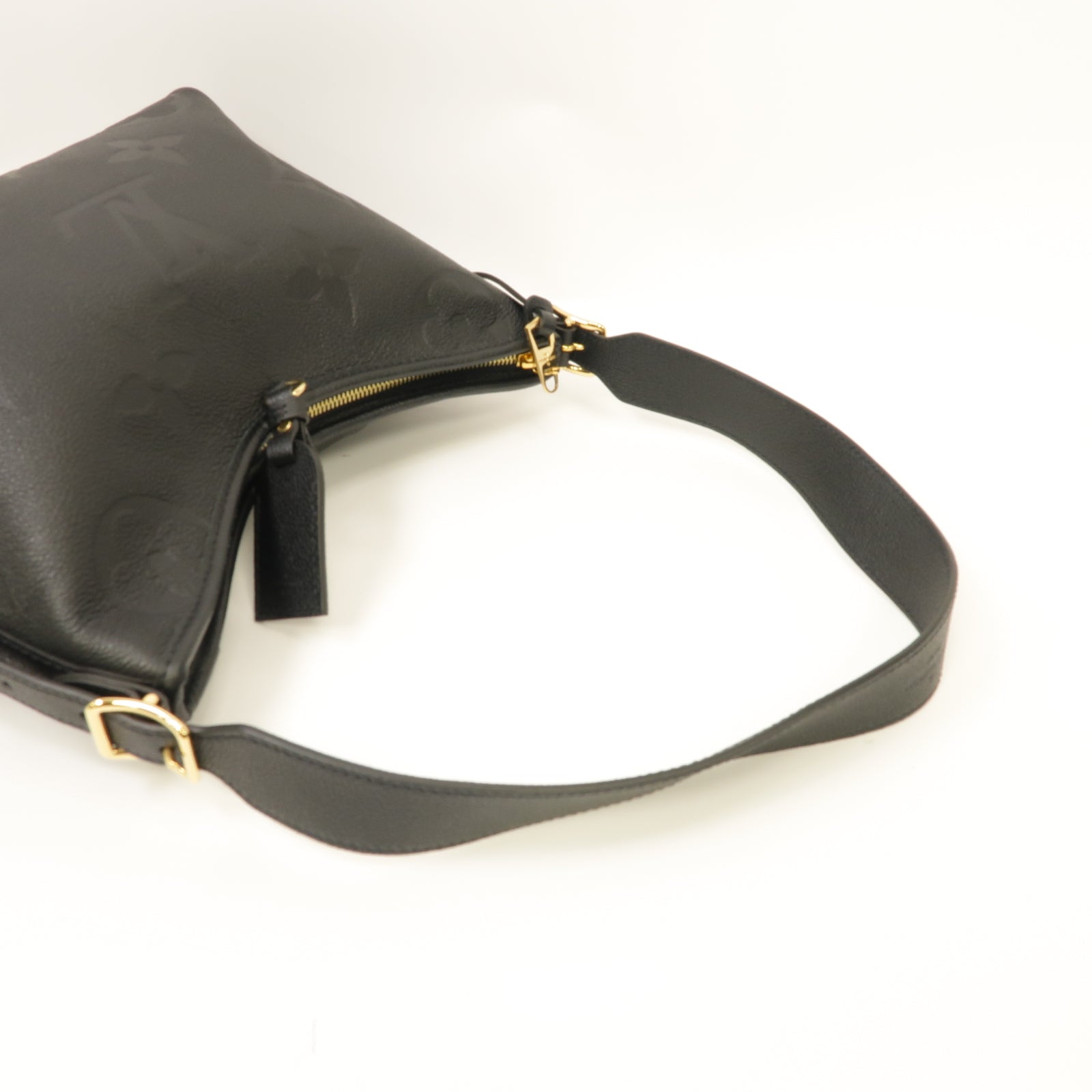 LOUIS VUITTON Monogram Empreinte CarryAll PM金扣肩背袋黑色