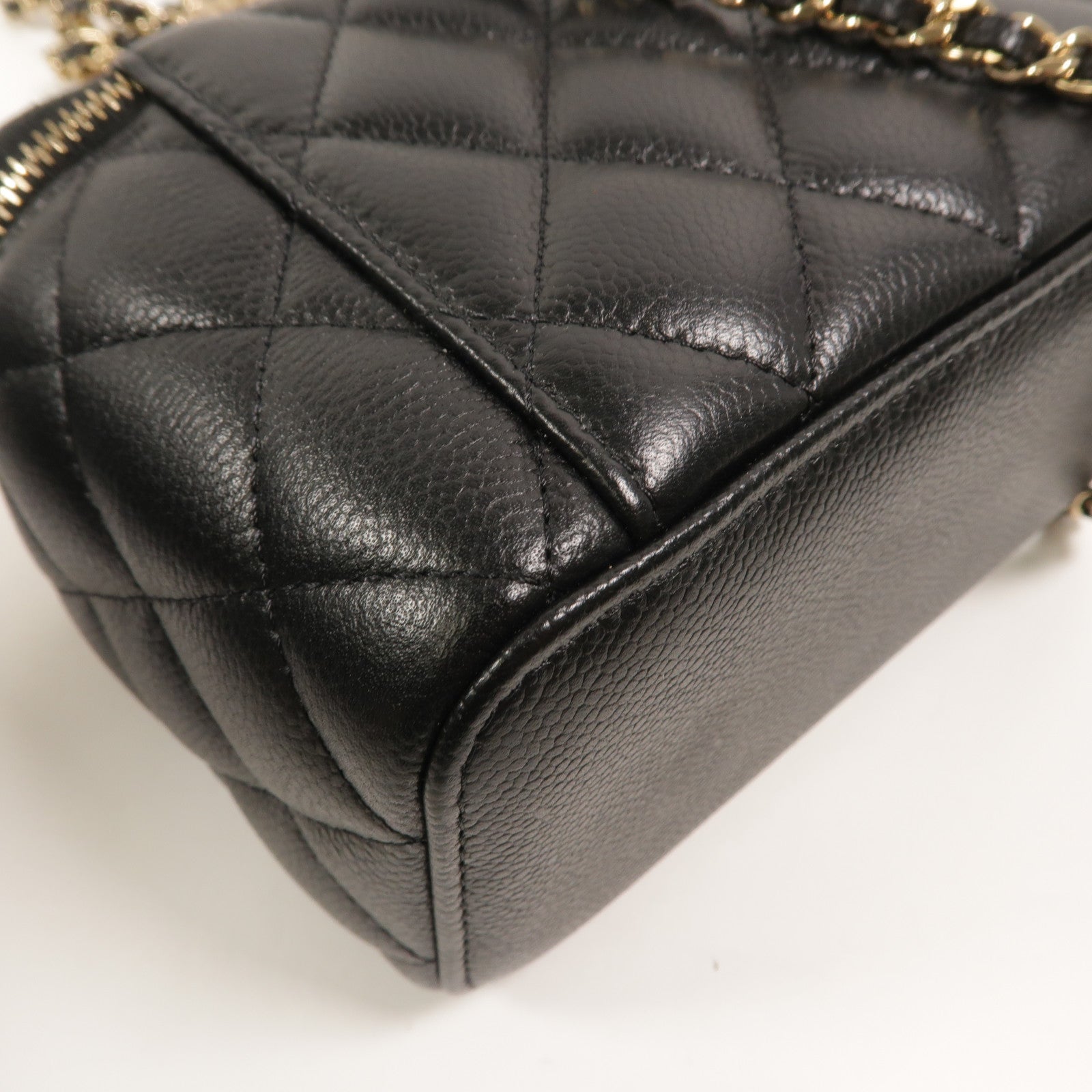 CHANEL 牛皮皮革Vanity Case鏈帶肩背袋
