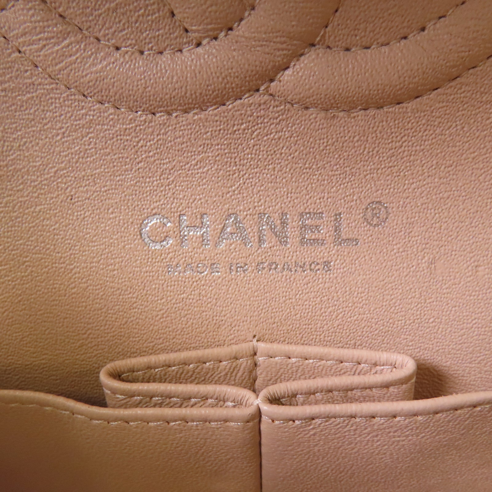 CHANEL 漆皮皮革Classic 25銀扣鏈帶肩背袋