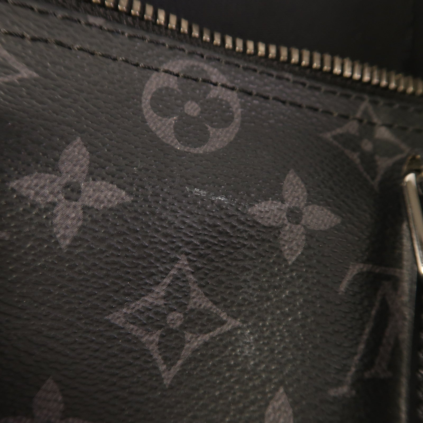 LOUIS VUITTON Monogram Eclipse Keepall 45 Bandouliere銀扣手挽肩背兩用袋
