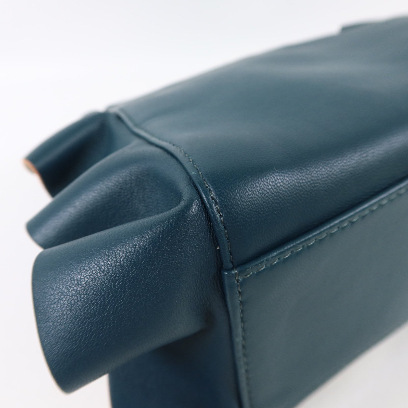 FENDI 羊皮皮革Peekaboo Wave銀扣手挽肩背兩用袋