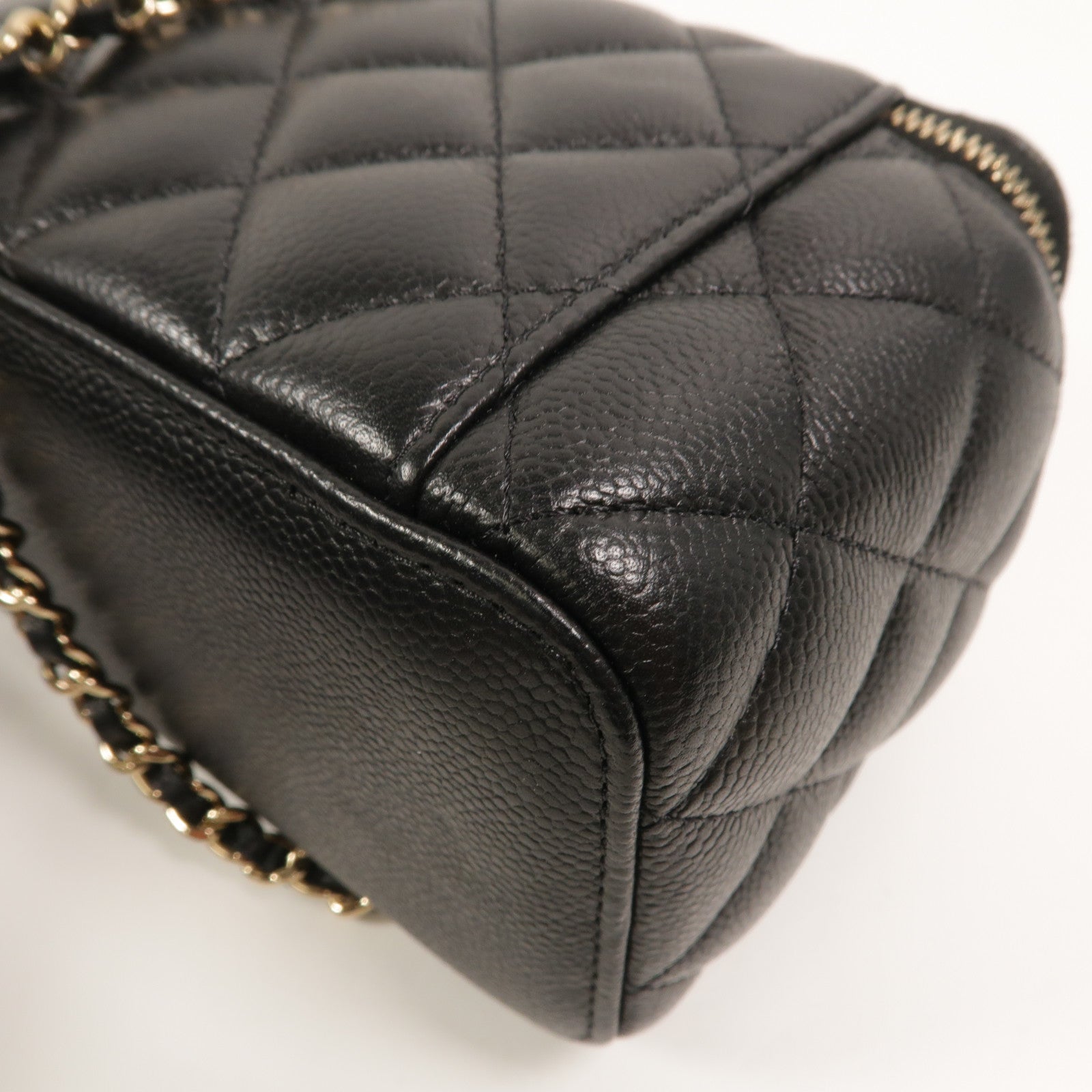 CHANEL 牛皮皮革Vanity Case鏈帶肩背袋
