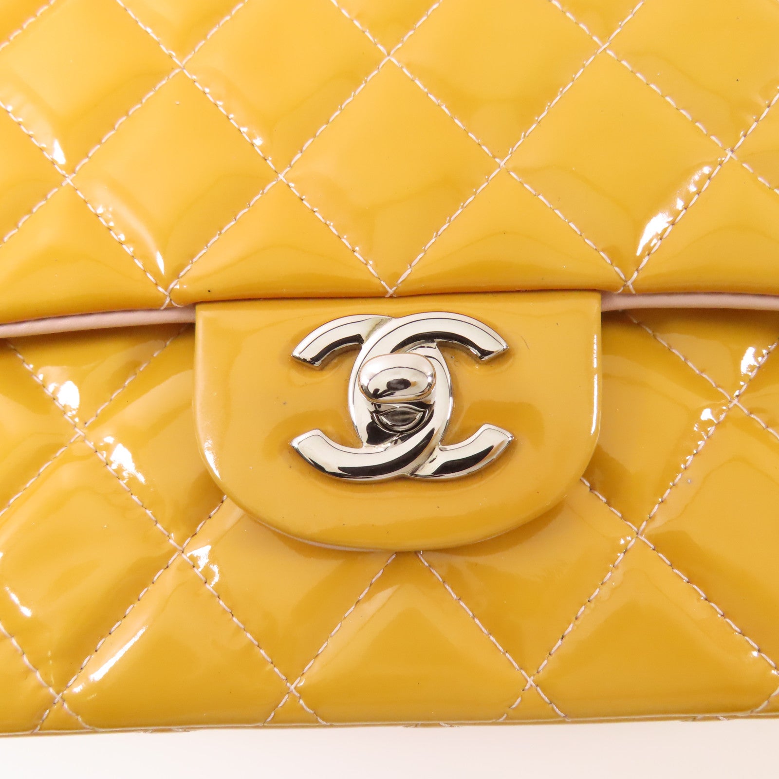 CHANEL 漆皮皮革Classic 25銀扣鏈帶肩背袋