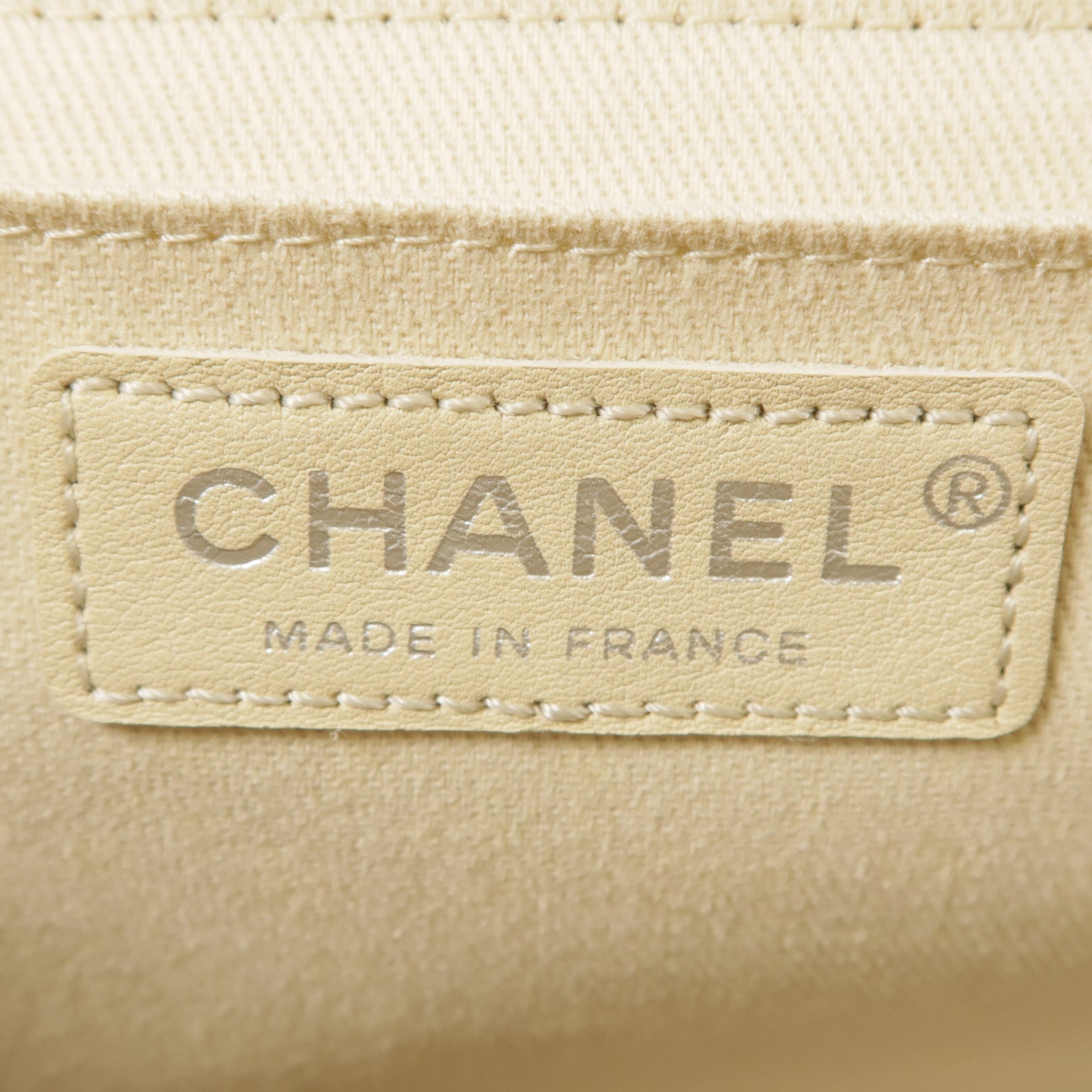 CHANEL 麂皮皮革Chain Shoulder銀扣鏈帶肩背袋