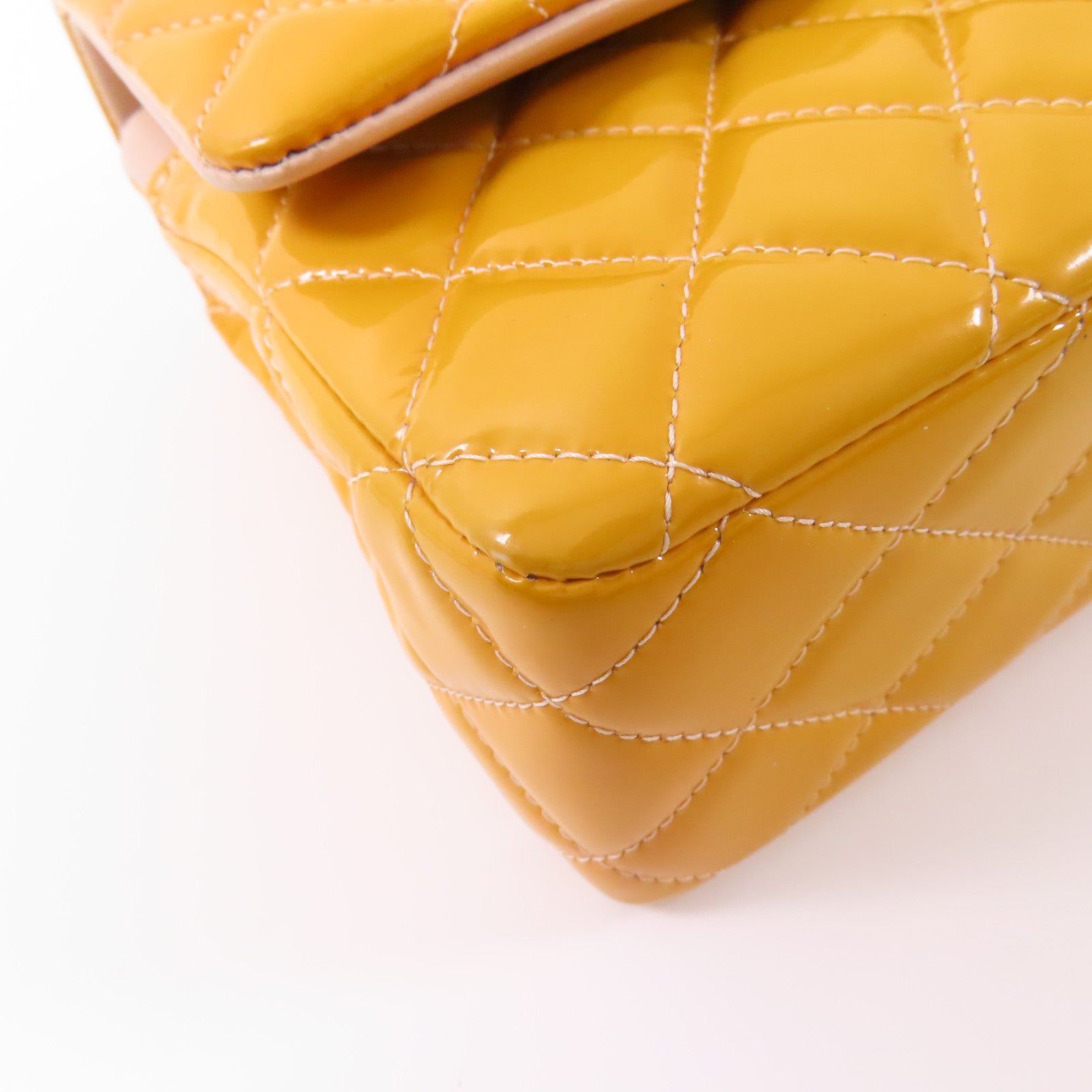 CHANEL 漆皮皮革Classic 25銀扣鏈帶肩背袋