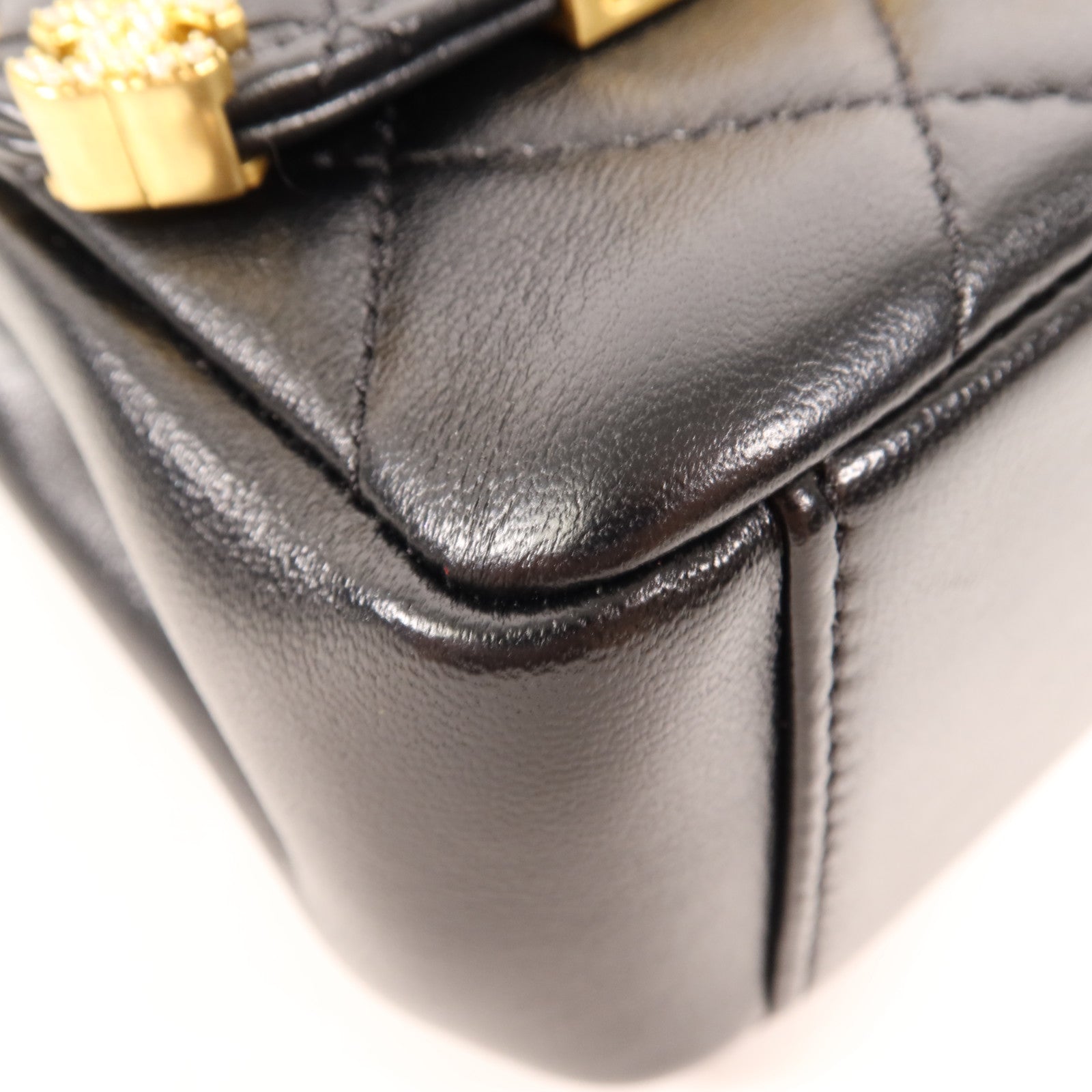 CHANEL 羊皮皮革Matelasse Mini Flap Bag金扣鏈帶肩背袋