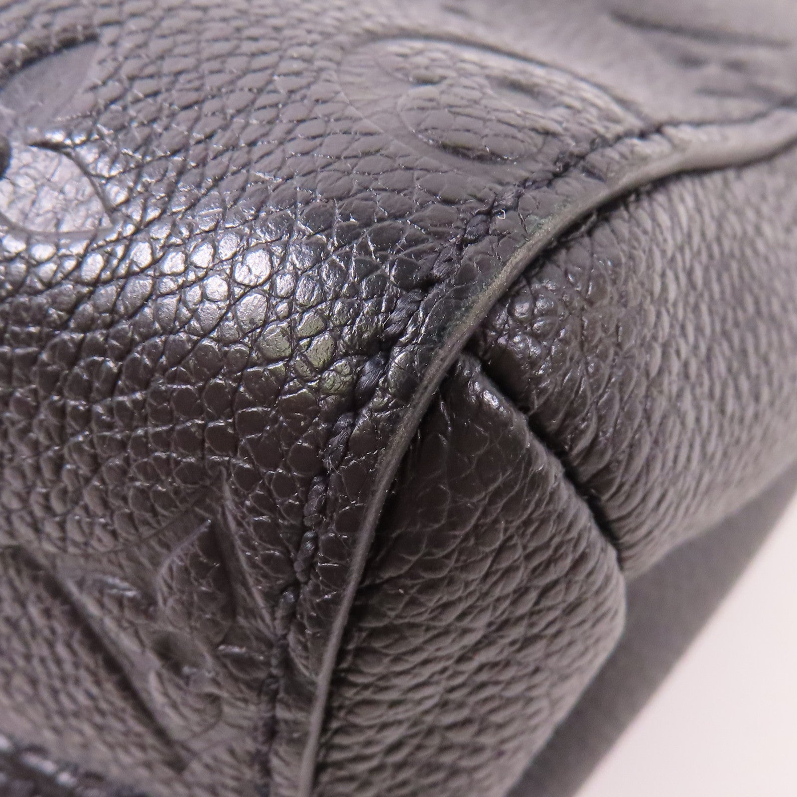 LOUIS VUITTON LV GHW Vavin PM Shoulder Bag M44151 Monogram Empreinte Black