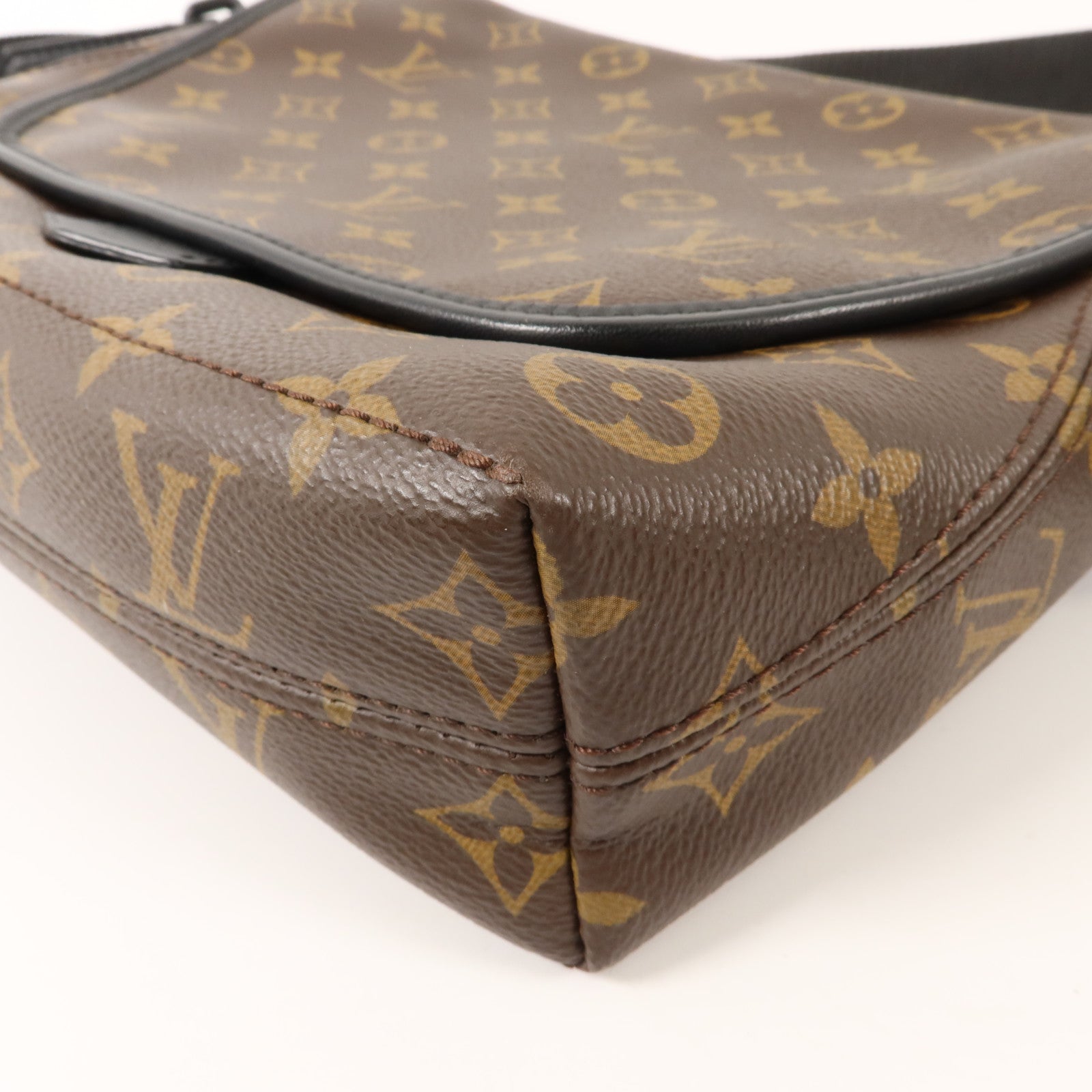 LOUIS VUITTON Monogram Macassar Magnetic Messenger Bag肩背袋棕色