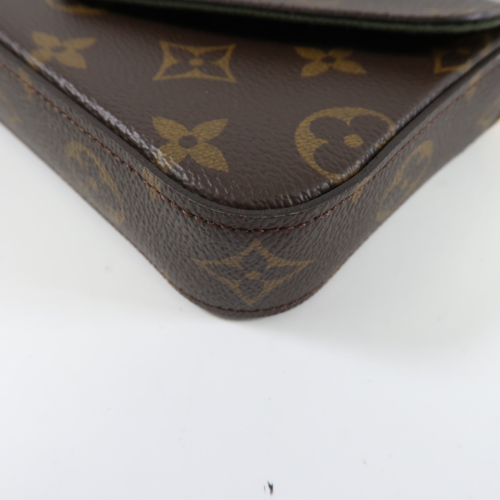 LOUIS VUITTON Monogram Felicie Strap金扣肩背袋
