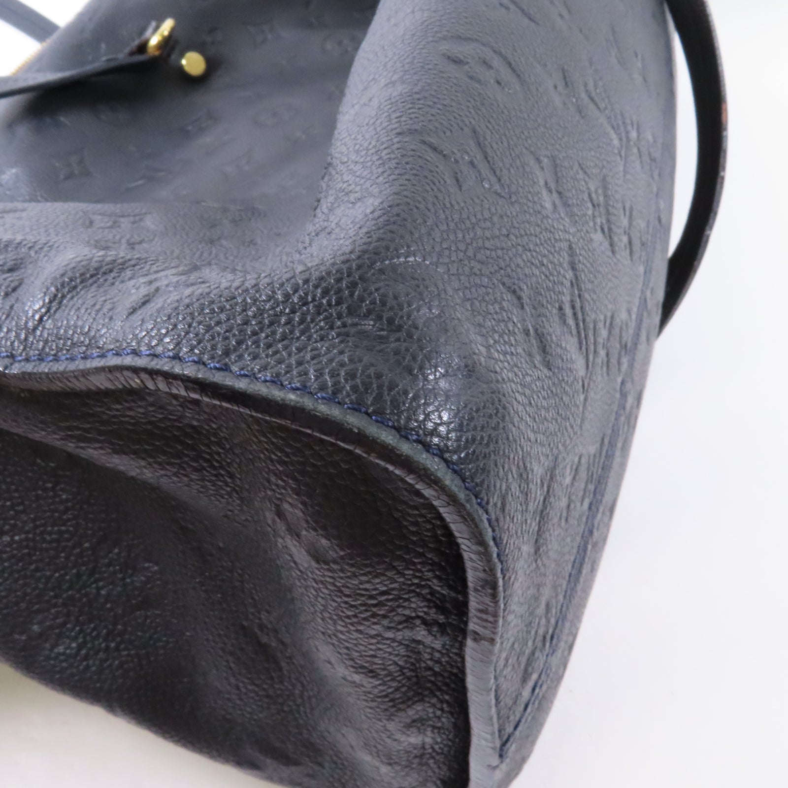 LOUIS VUITTON Monogram Empreinte Lumineuse GM金扣肩背袋黑色