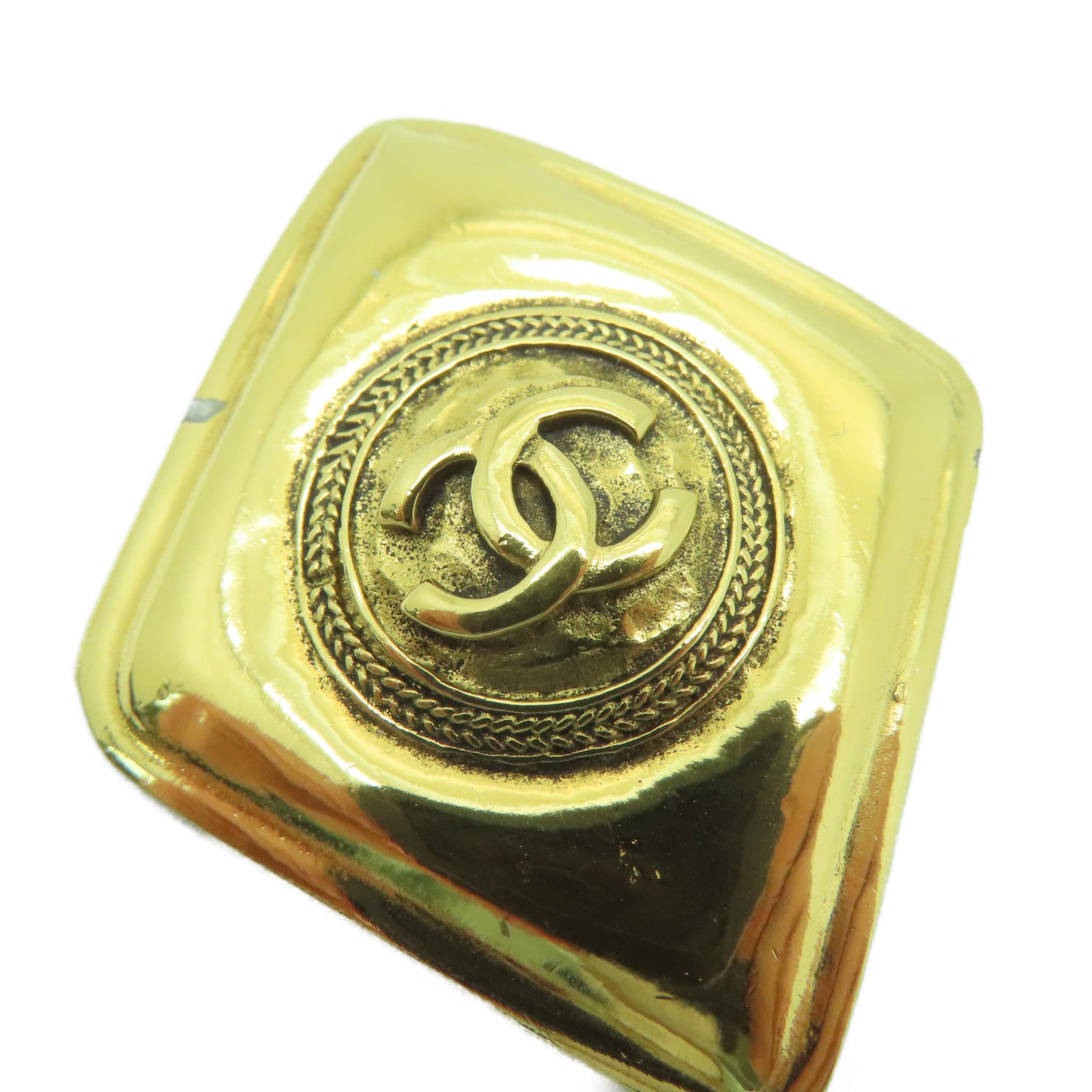 CHANEL 【激減優惠】金屬Brooch胸針金色