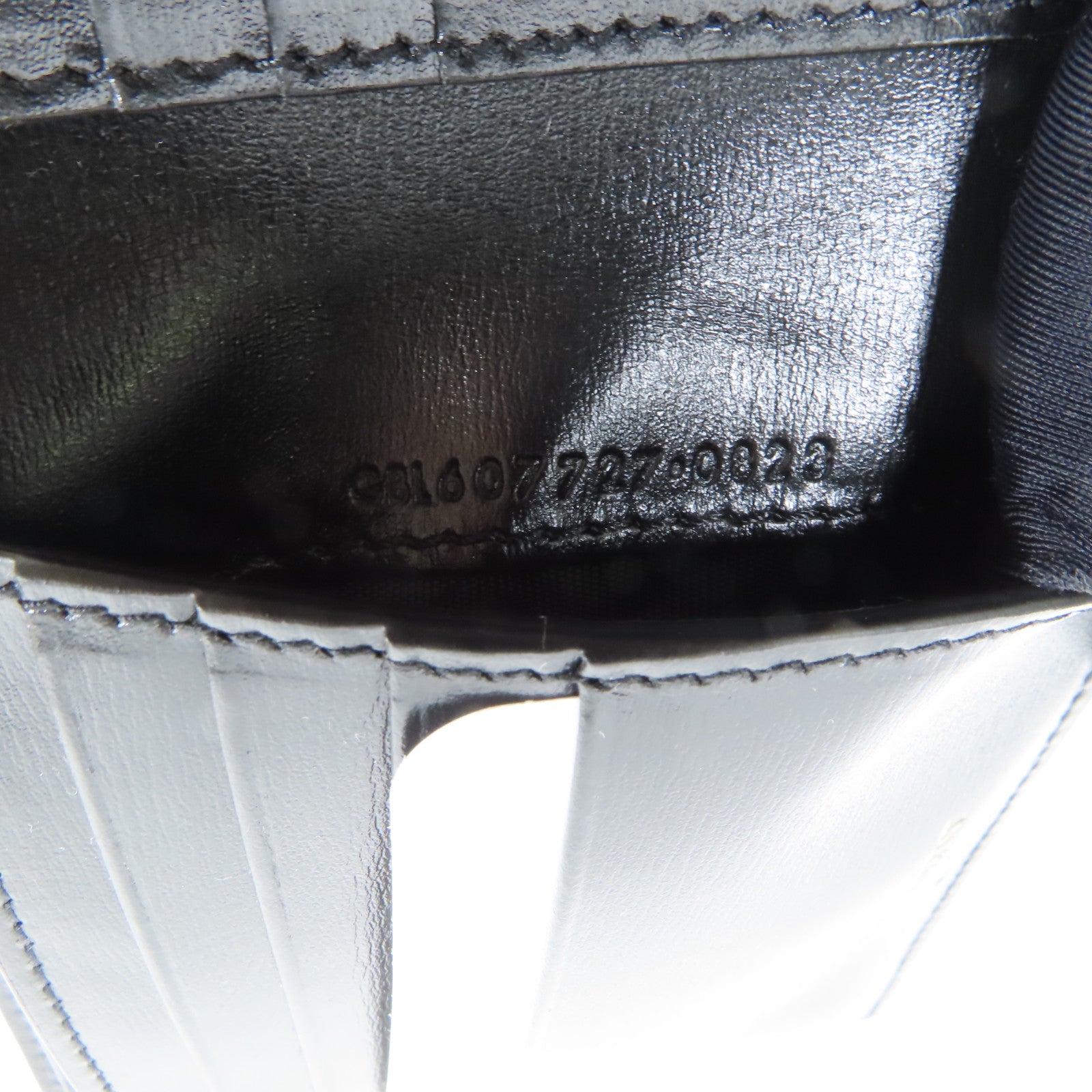 SAINT LAURENT 皮革Bi-fold Wallet金扣錢包