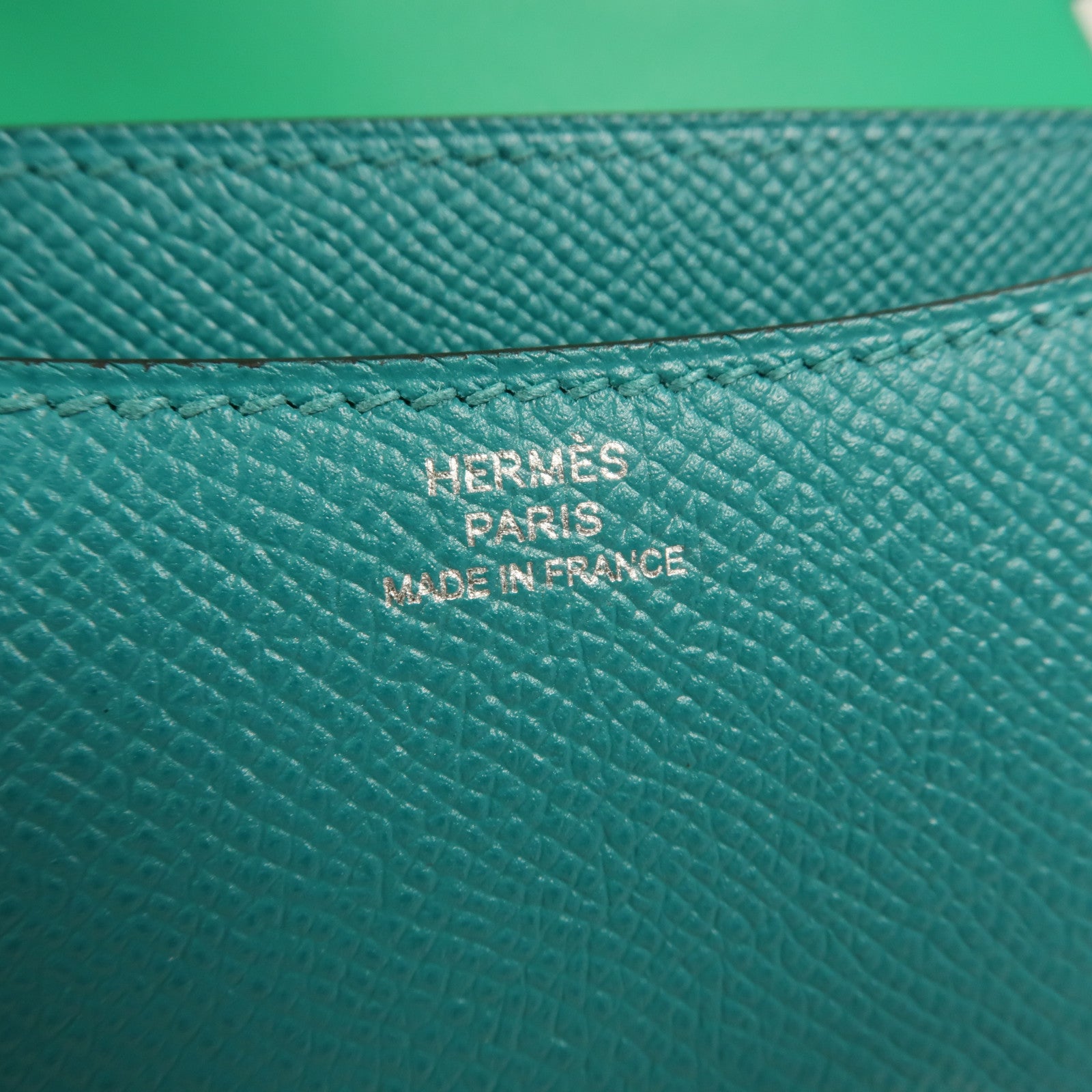HERMES Epsom皮革Constance Mini肩背袋Bleu Paon