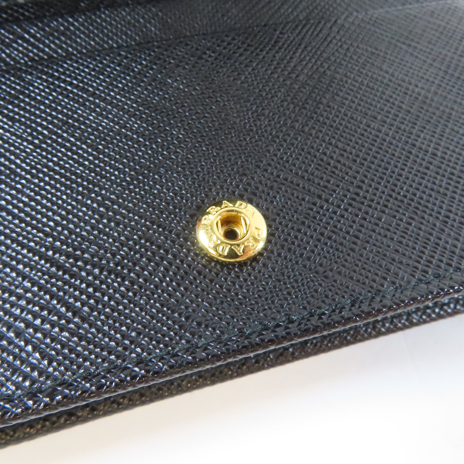 PRADA 牛皮皮革Small Wallet折叠錢包黑色