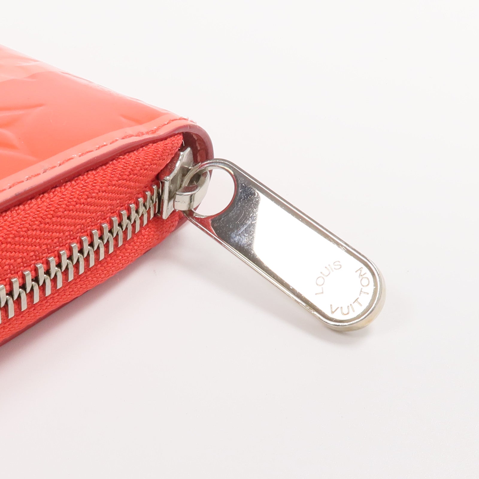 LOUIS VUITTON 【激減優惠】Monogram Vernis Rayure Zippy Wallet銀扣長錢包