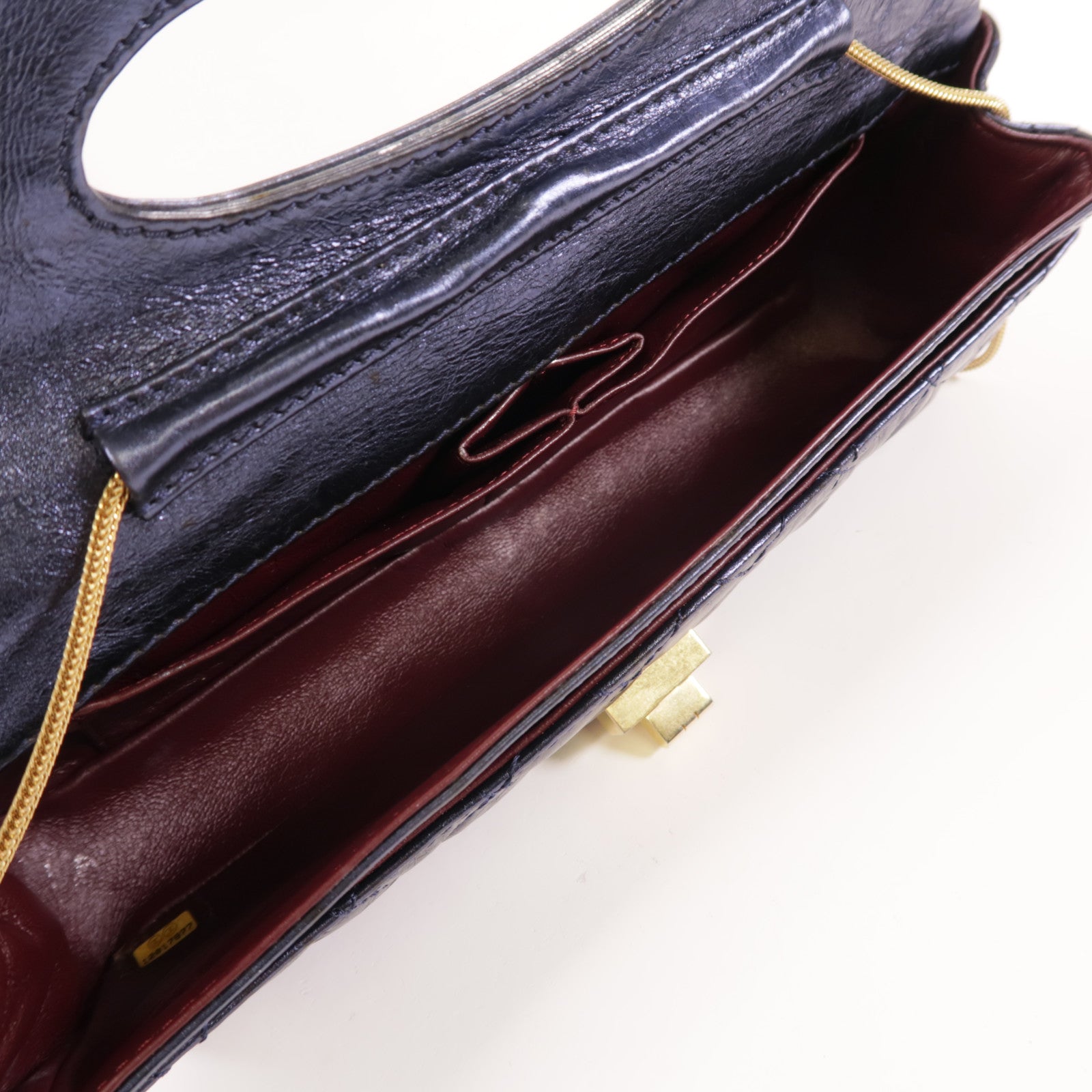 CHANEL 牛皮皮革2.55金扣鏈帶肩背袋