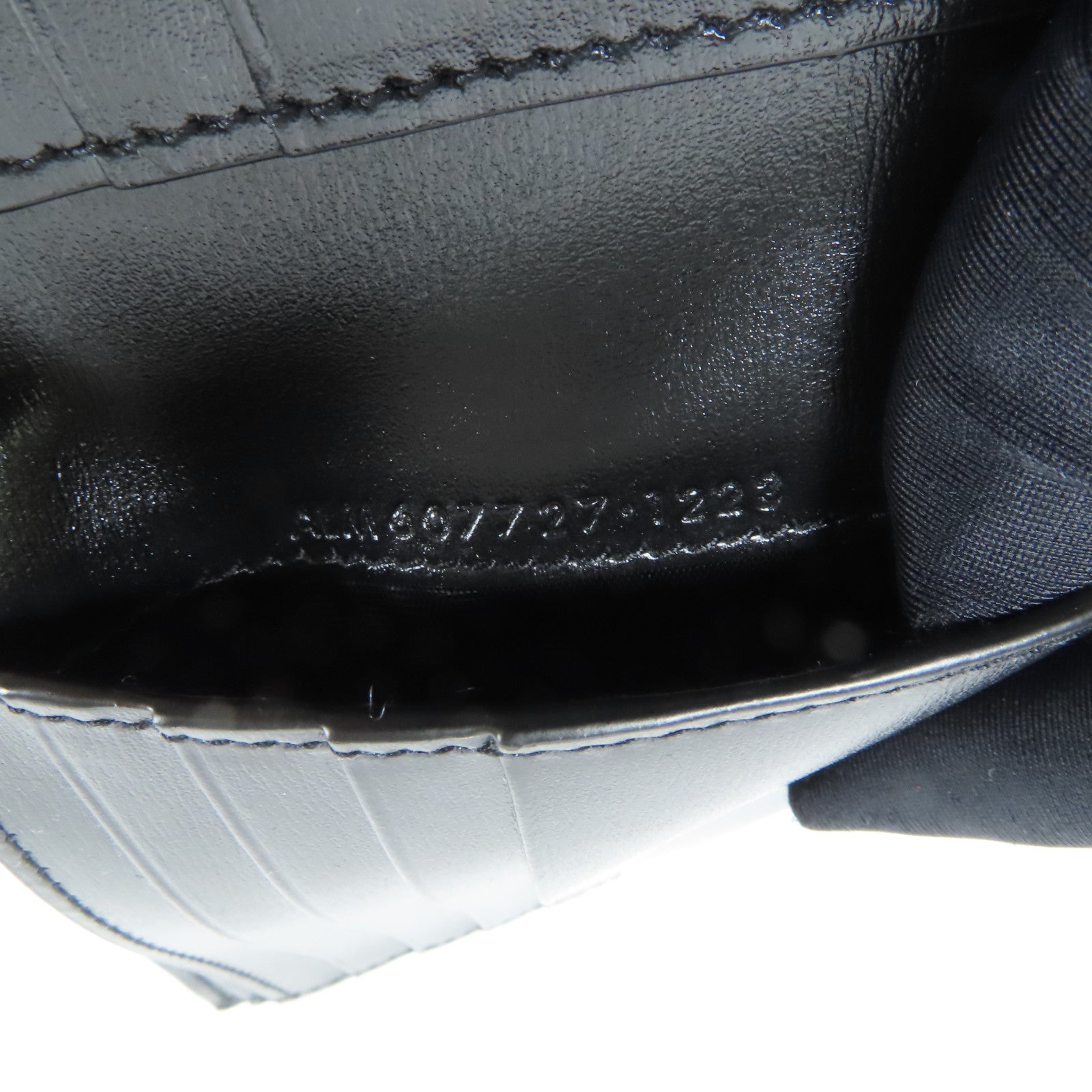 SAINT LAURENT 皮革Bi-fold Wallet金扣錢包