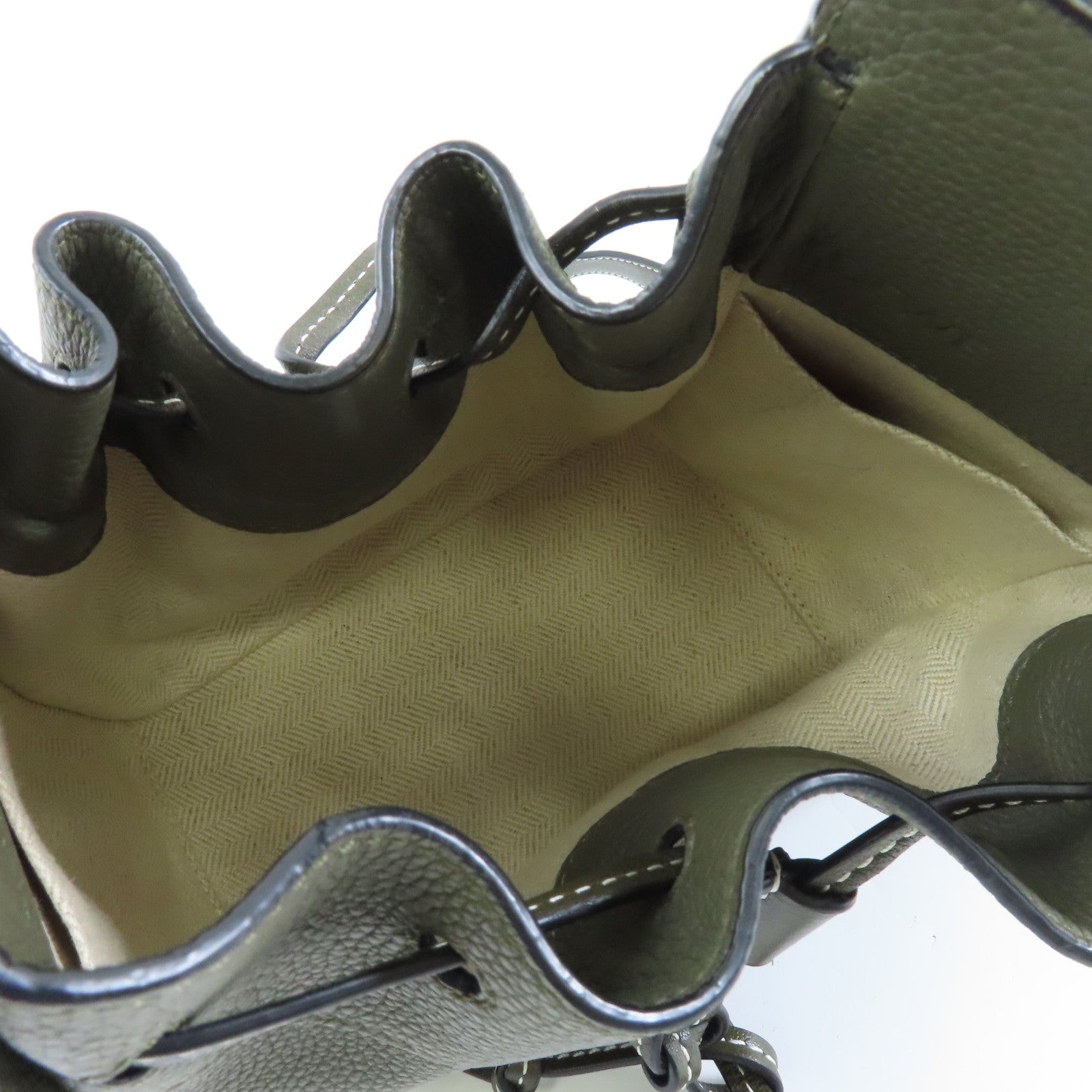 LOEWE 【激減優惠】牛皮皮革Mini Hammock Drawstring Bag銀扣手挽肩背兩用袋卡其色