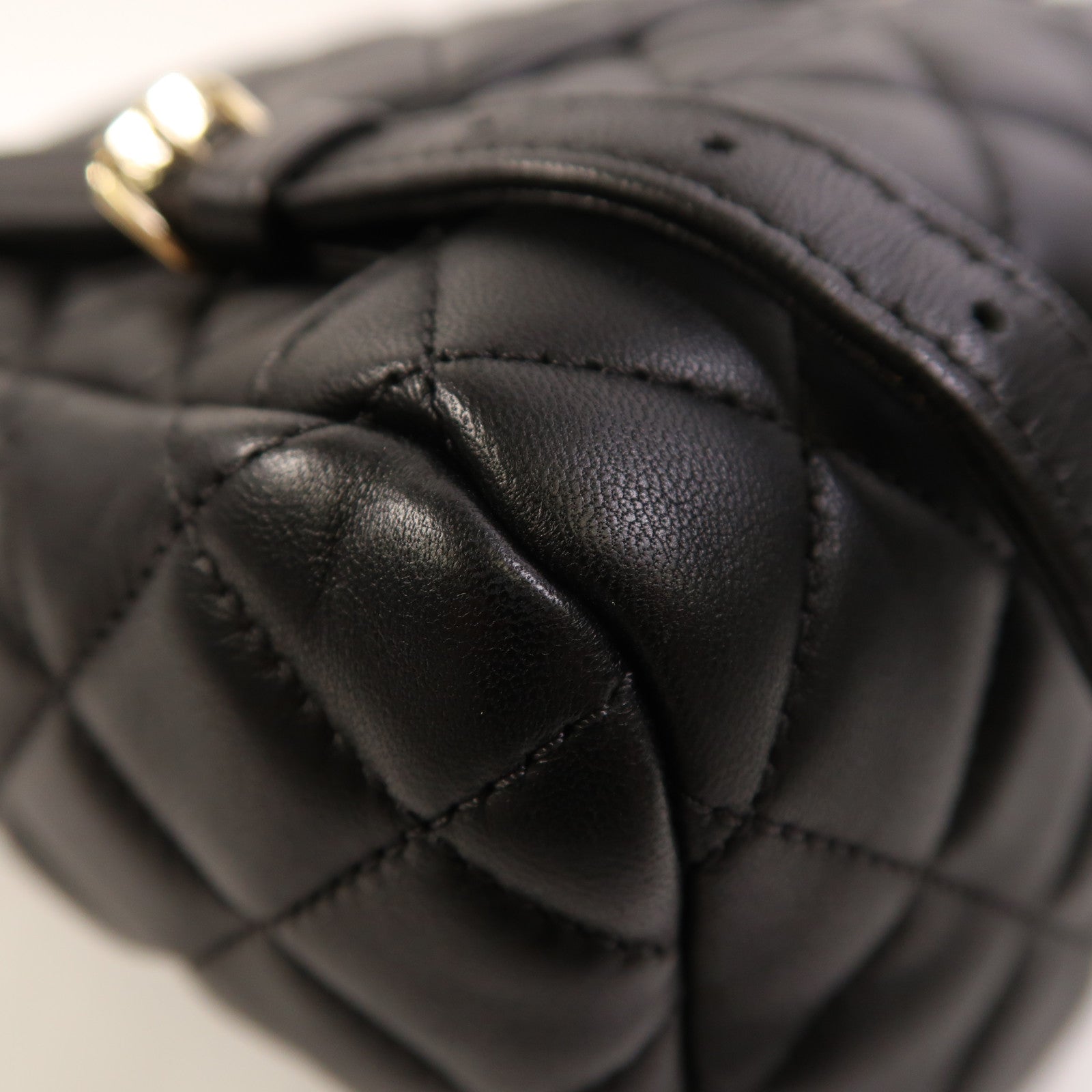CHANEL 羊皮皮革Backpack金扣背包