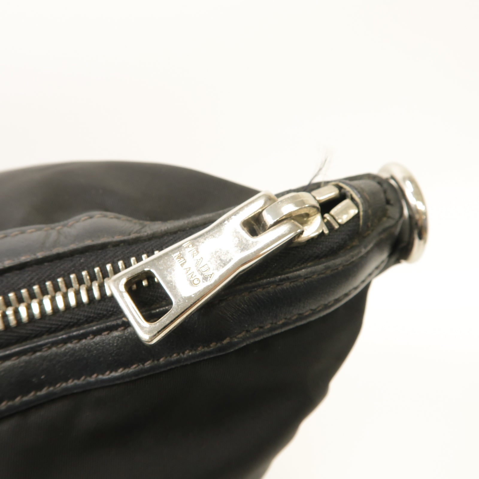 PRADA 尼龍2way Shoulder Bag銀扣手挽肩背兩用袋黑色