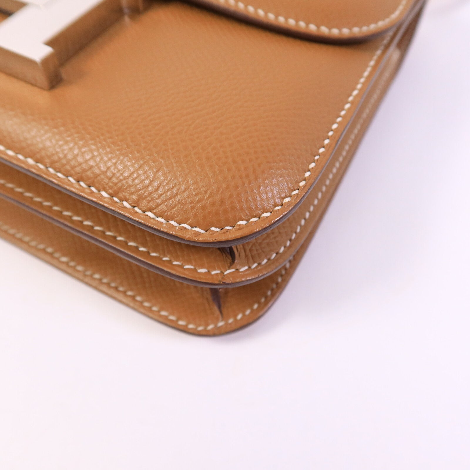 HERMES Epsom皮革Constance Mini肩背袋Gold