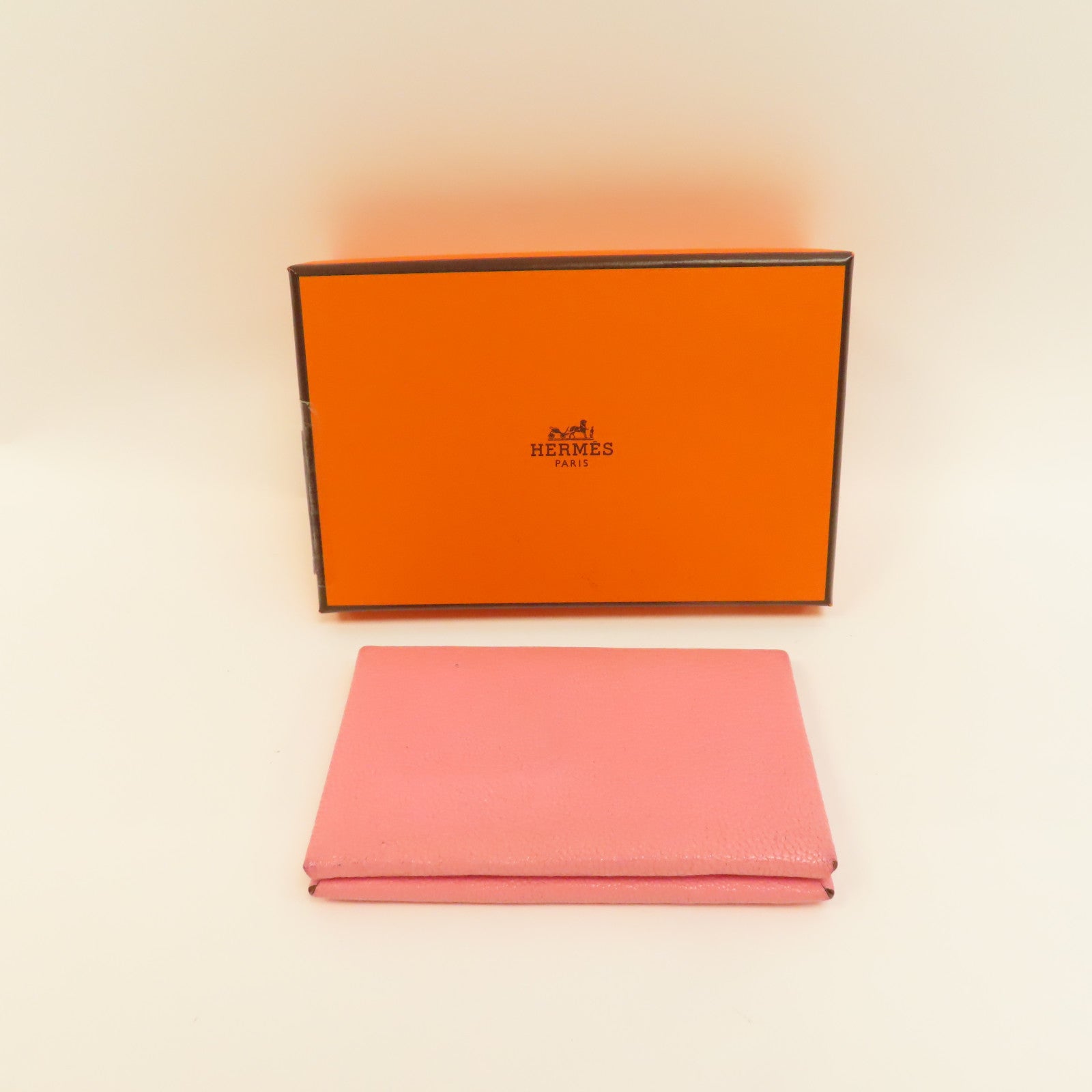 HERMES Evercolor皮革Porte-cartes Calvi銀扣卡片套粉紅色