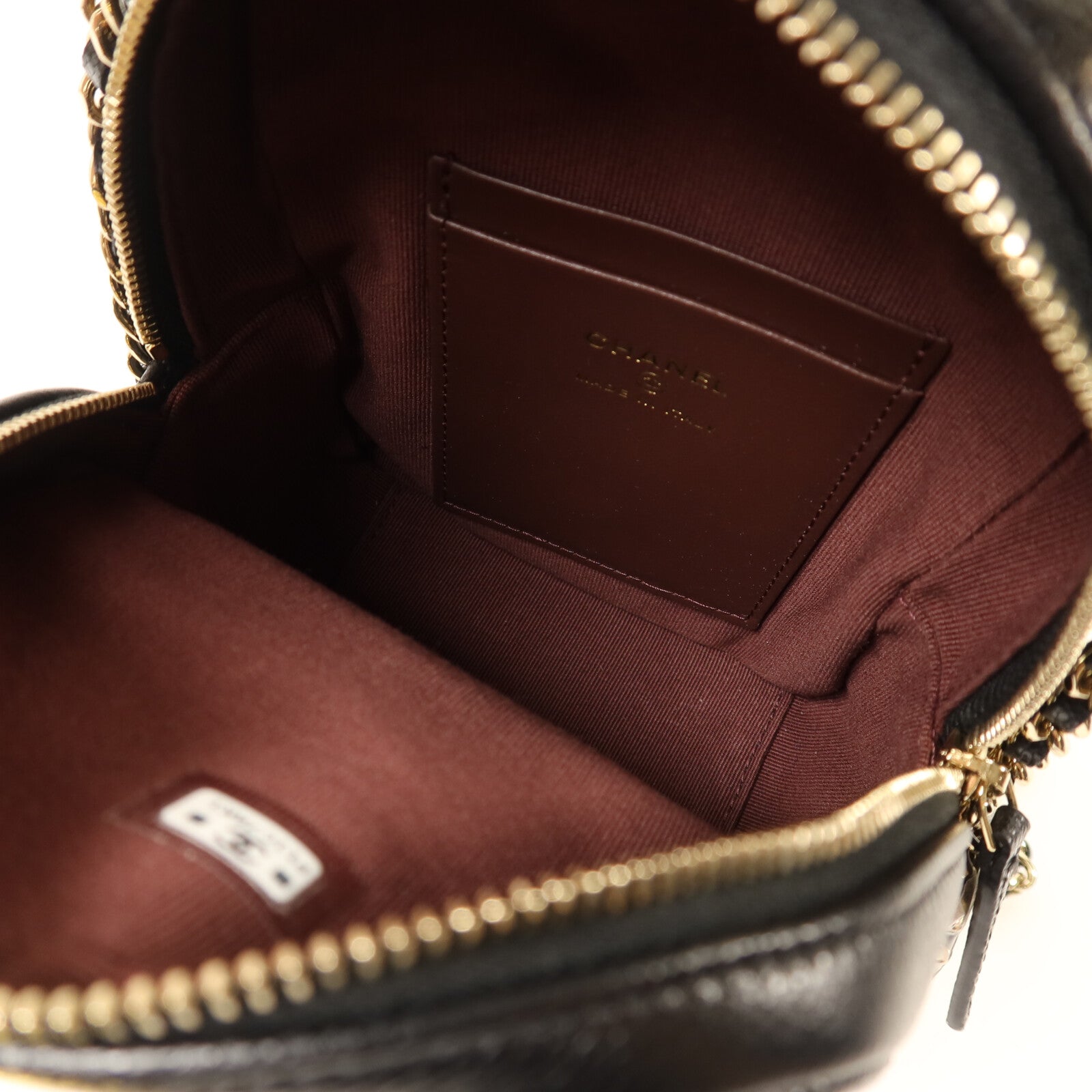 CHANEL 牛皮皮革Matelasse Mini Backpack金扣鏈帶背包