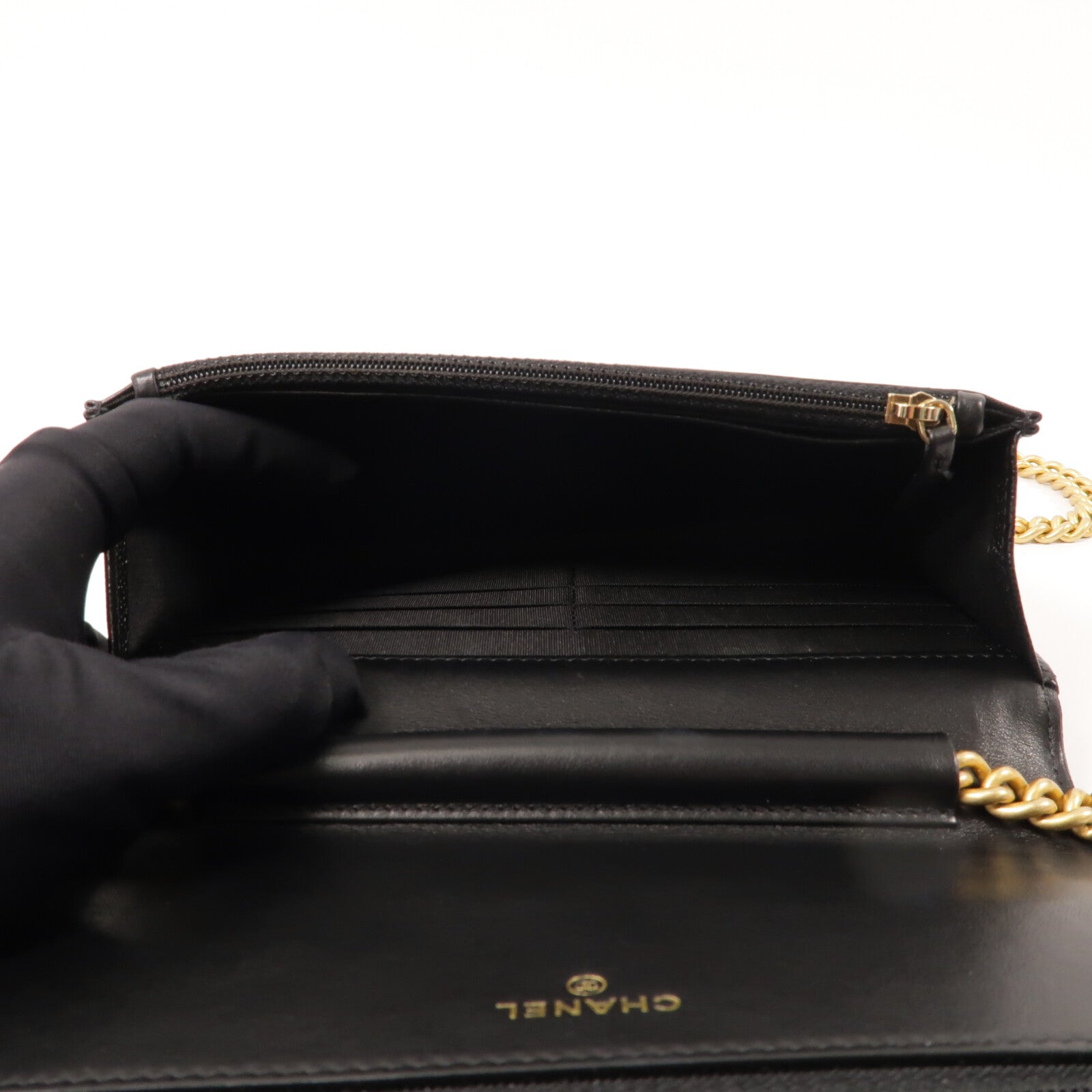 CHANEL 牛皮皮革Boy Wallet On Chain鏈帶肩背袋