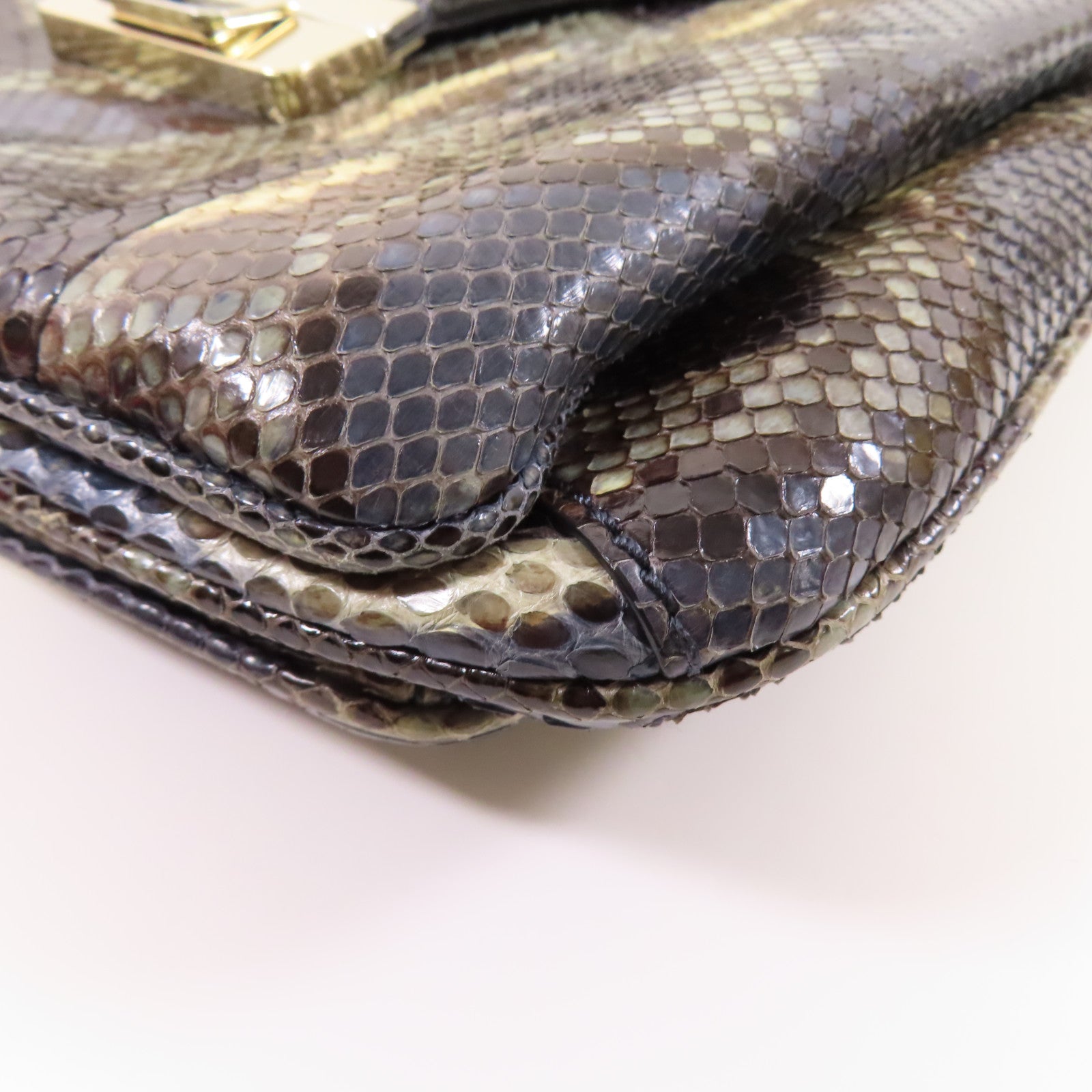 Valentino 蛇皮皮革Hand Bag金扣手挽袋