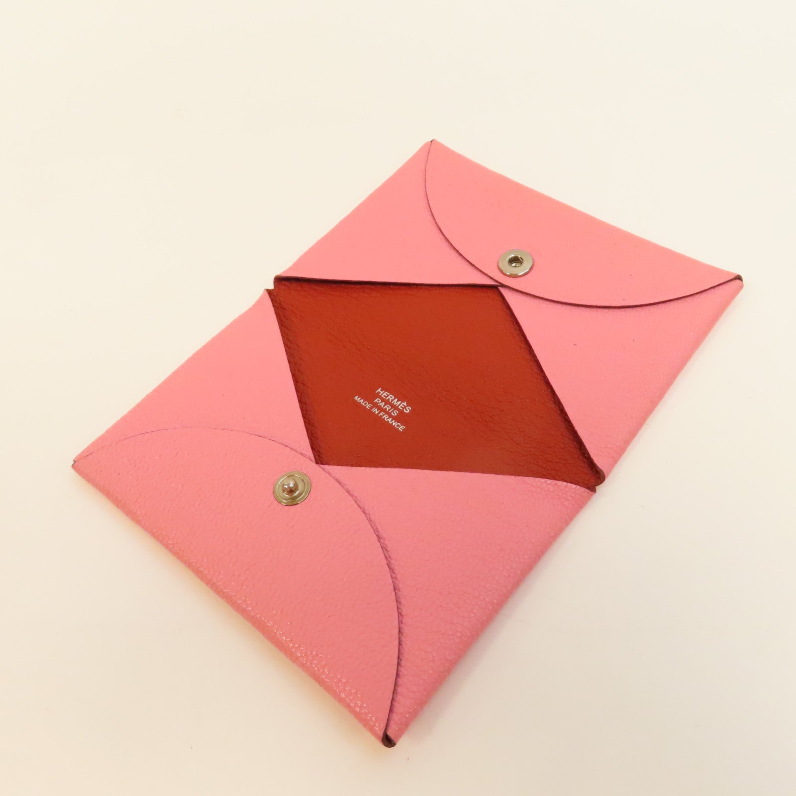 HERMES Evercolor皮革Porte-cartes Calvi銀扣卡片套粉紅色