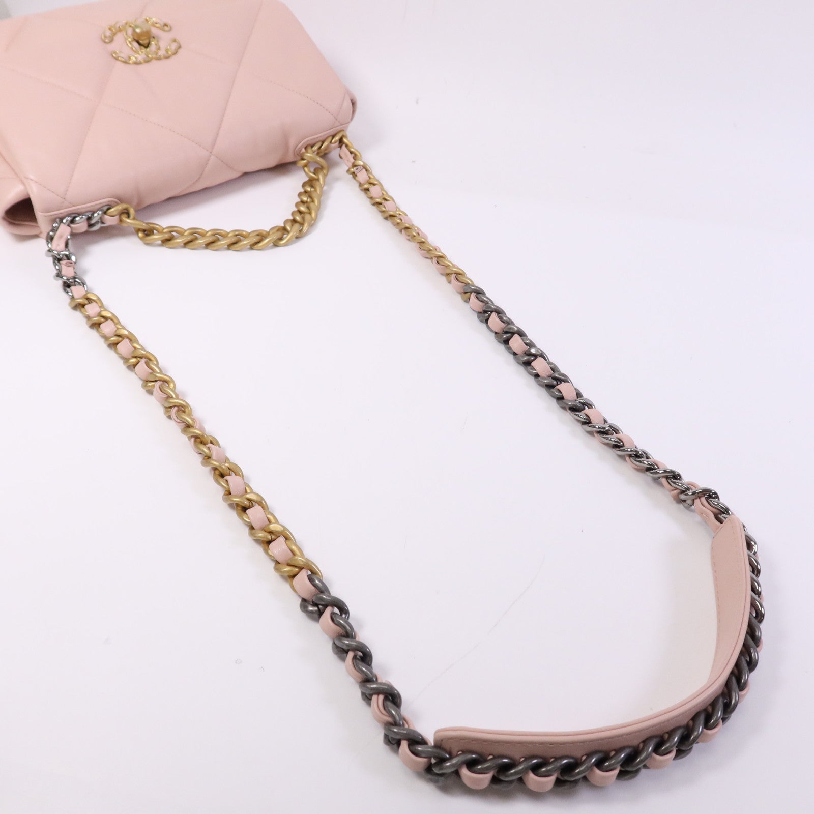 CHANEL 【激減優惠】羊皮皮革Chanel 19 Small鏈帶肩背袋